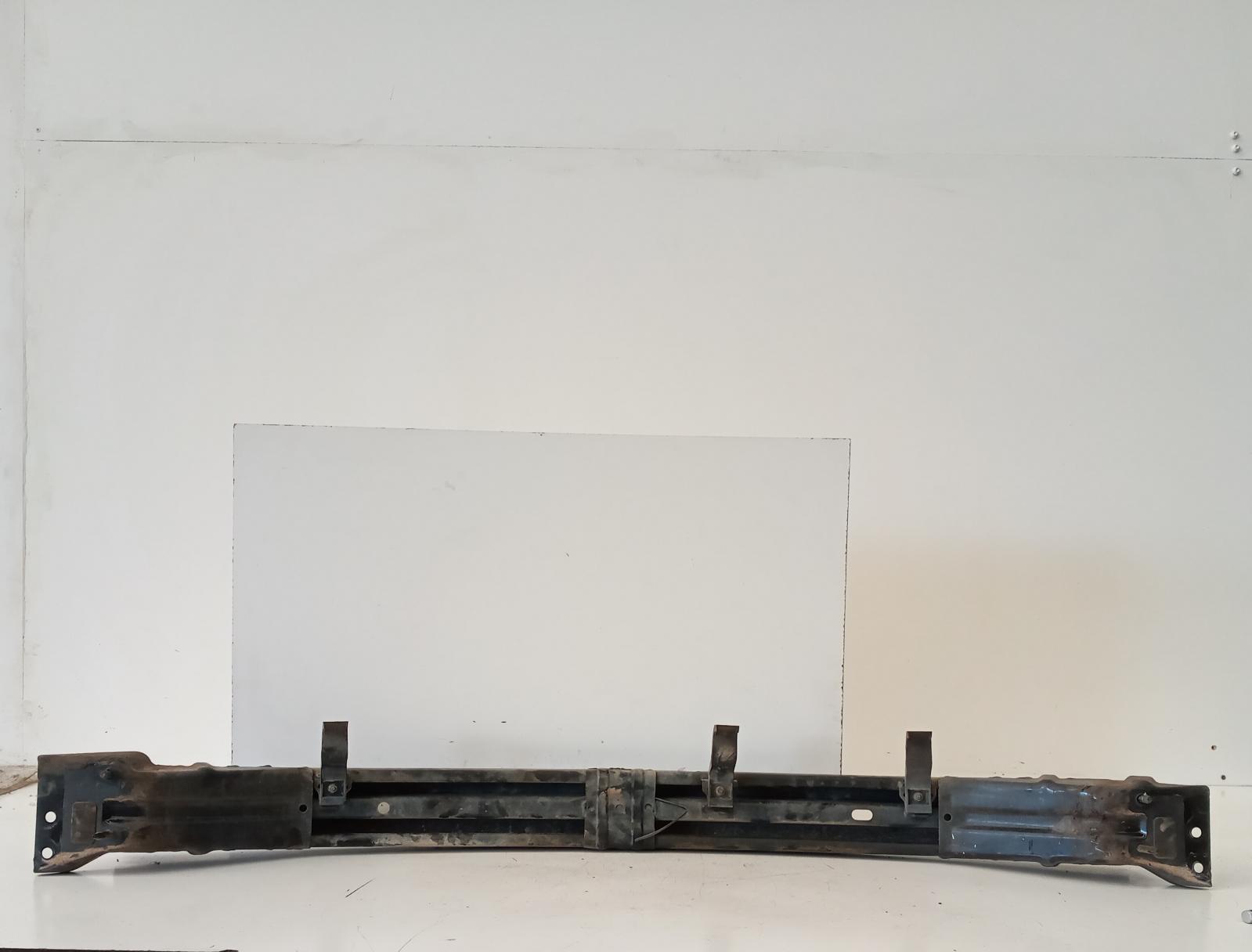 View Auto part R/Bar Bracket/Reinfo Kia Carnival/grand Carnival 2014