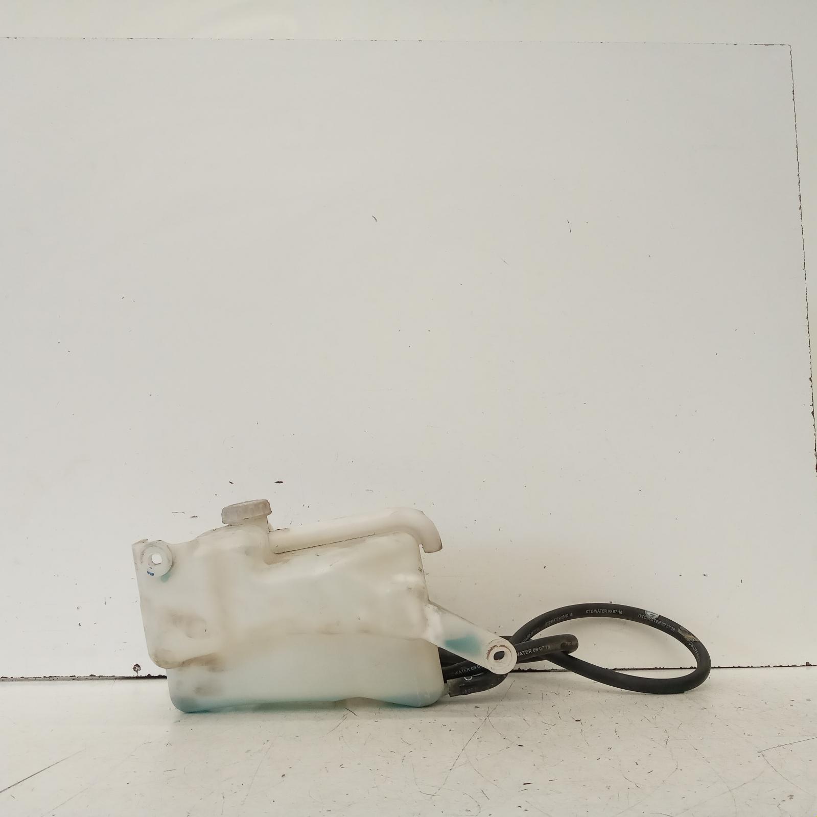 View Auto part Overflow Bottle Mitsubishi Triton 2018