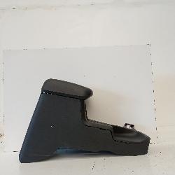 View Auto part Console Mitsubishi Triton 2018