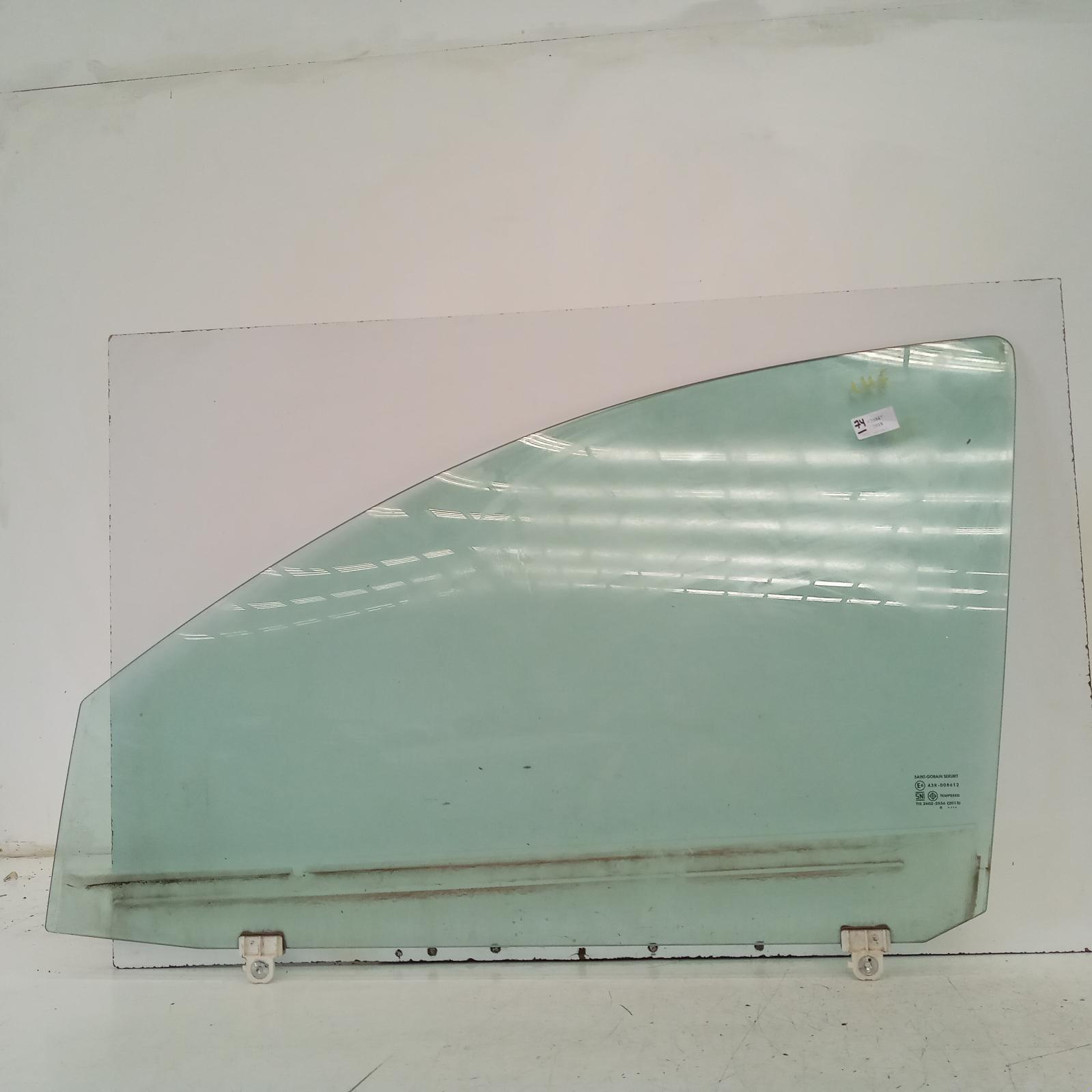 View Auto part Left Front Door Window Mitsubishi Triton 2018