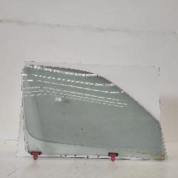 View Auto part Right Front Door Window Toyota Hiace 2002