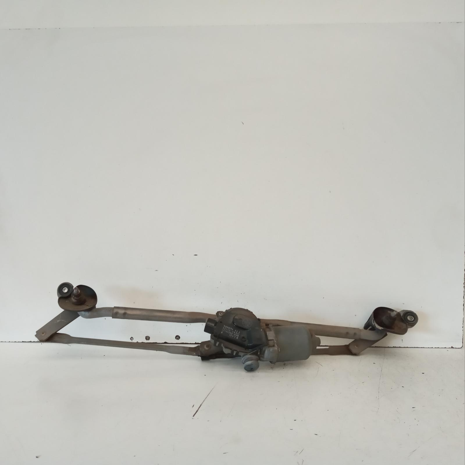 View Auto part Wiper Motor Toyota Hilux 2010