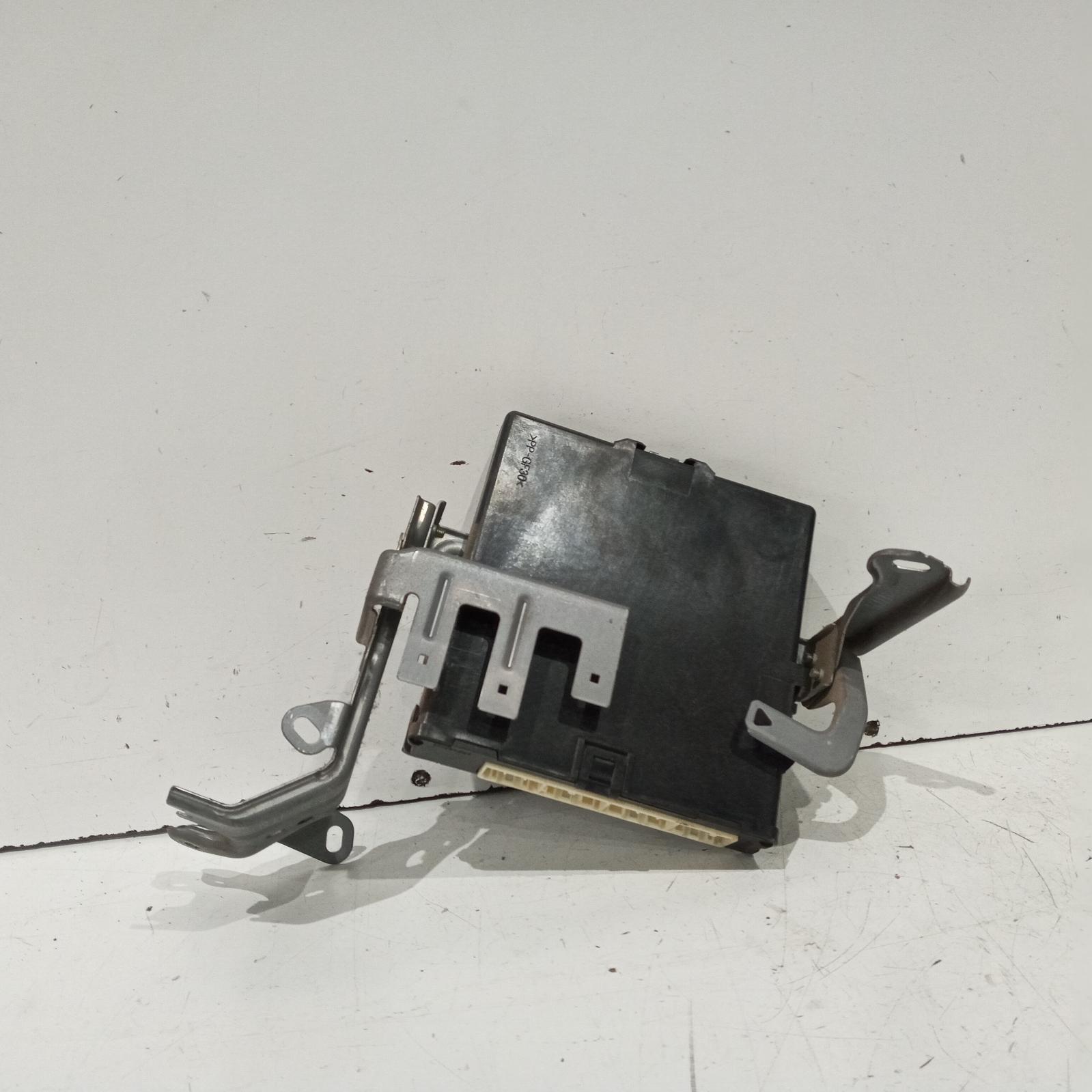 View Auto part Ecu Toyota Hilux 2010