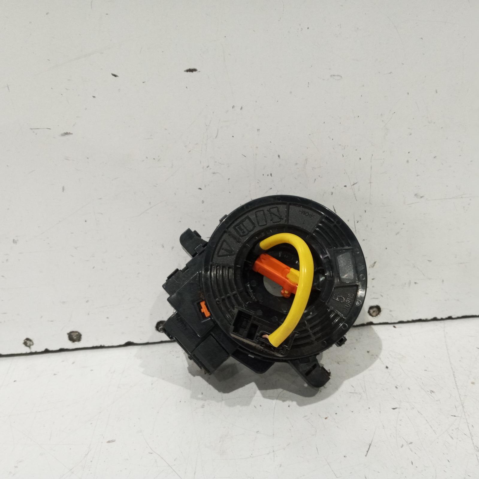 View Auto part Airbag Module/Sensor Toyota Hilux 2010
