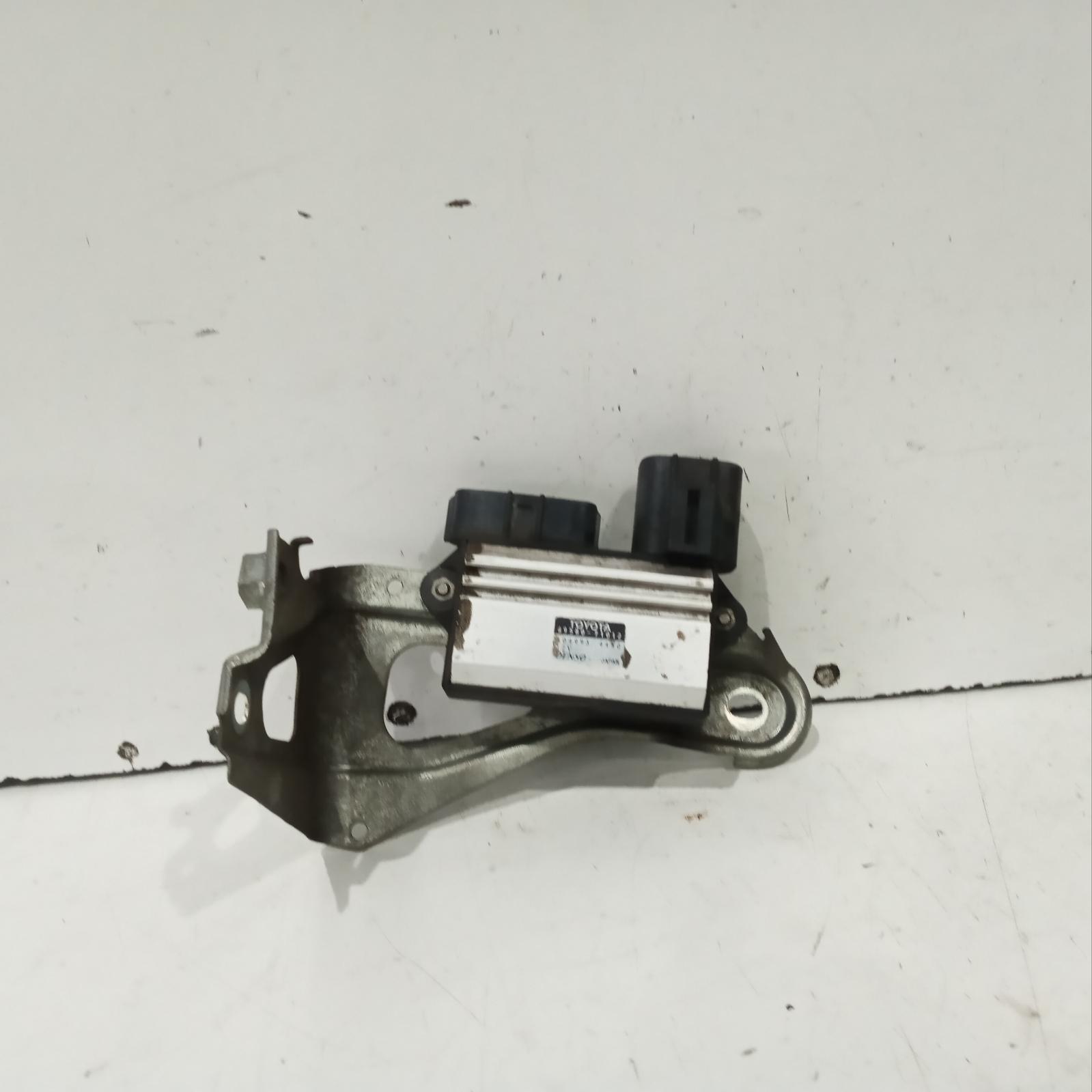 View Auto part Ecu Toyota Hilux 2010