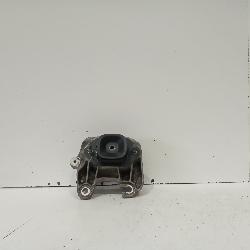View Auto part Mount Mitsubishi Express 2022