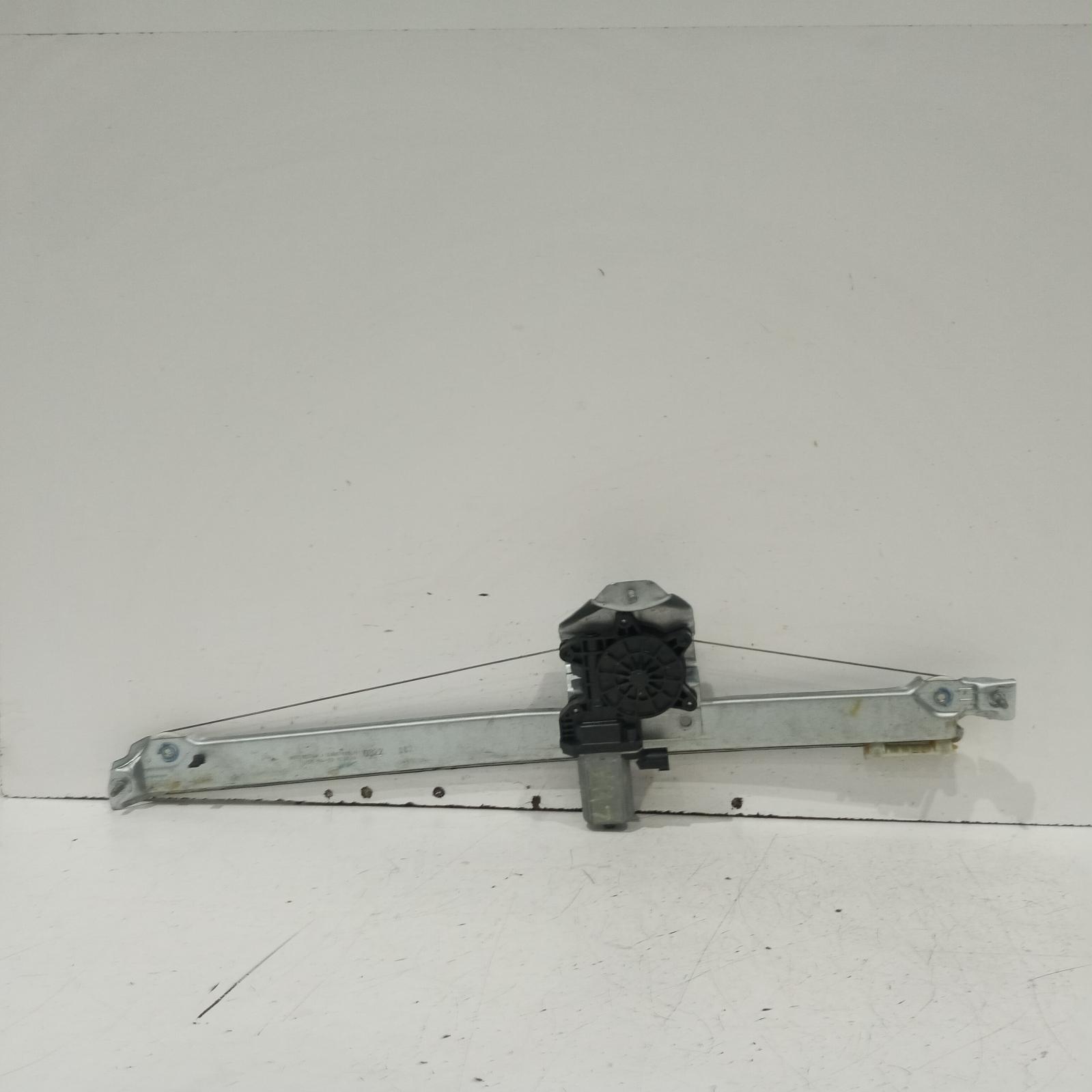 View Auto part Left Front Window Reg/Motor Mitsubishi Express 2022