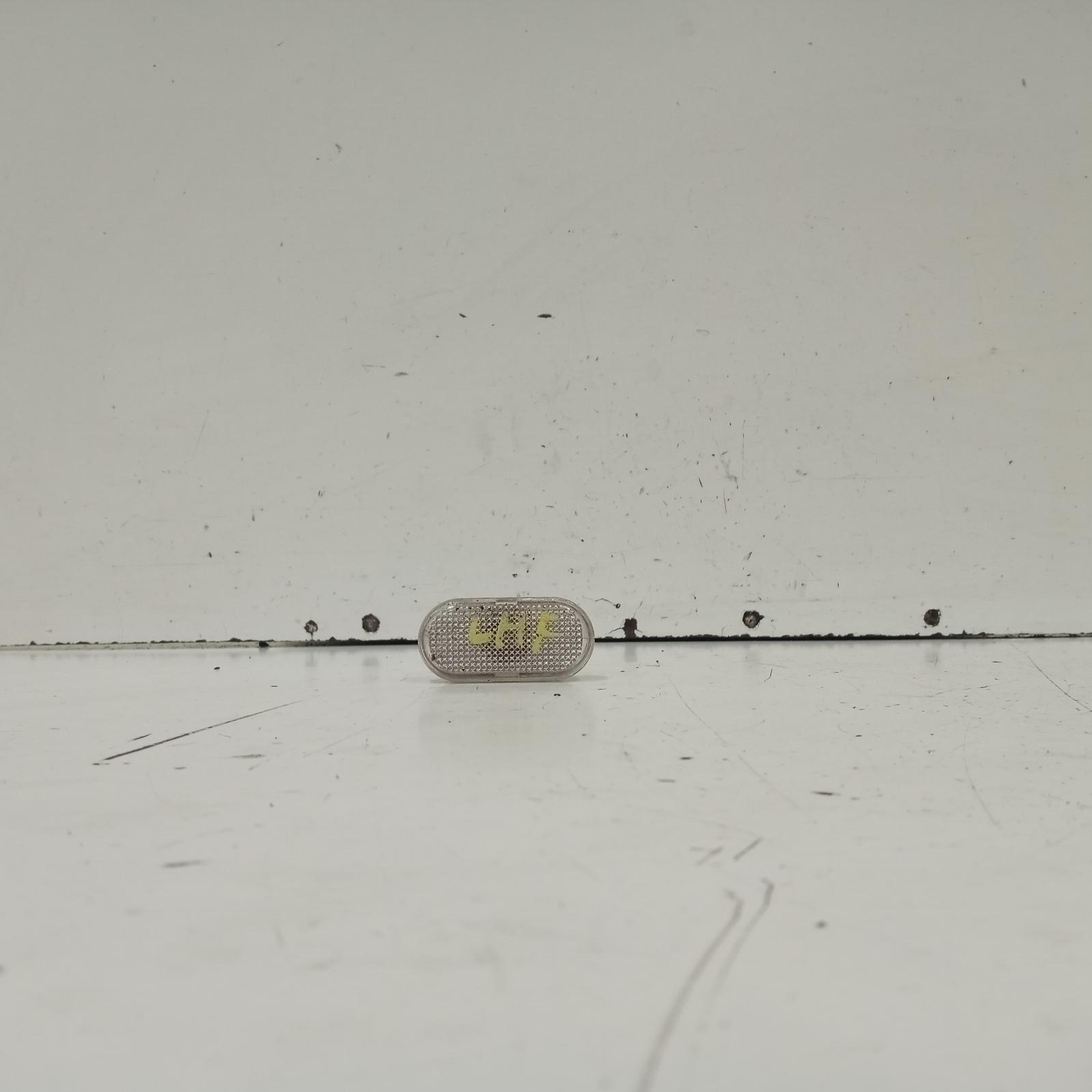View Auto part Left Indicator/Fog/Side Mitsubishi Express 2022
