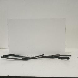 View Auto part Wiper Arm Mitsubishi Express 2022
