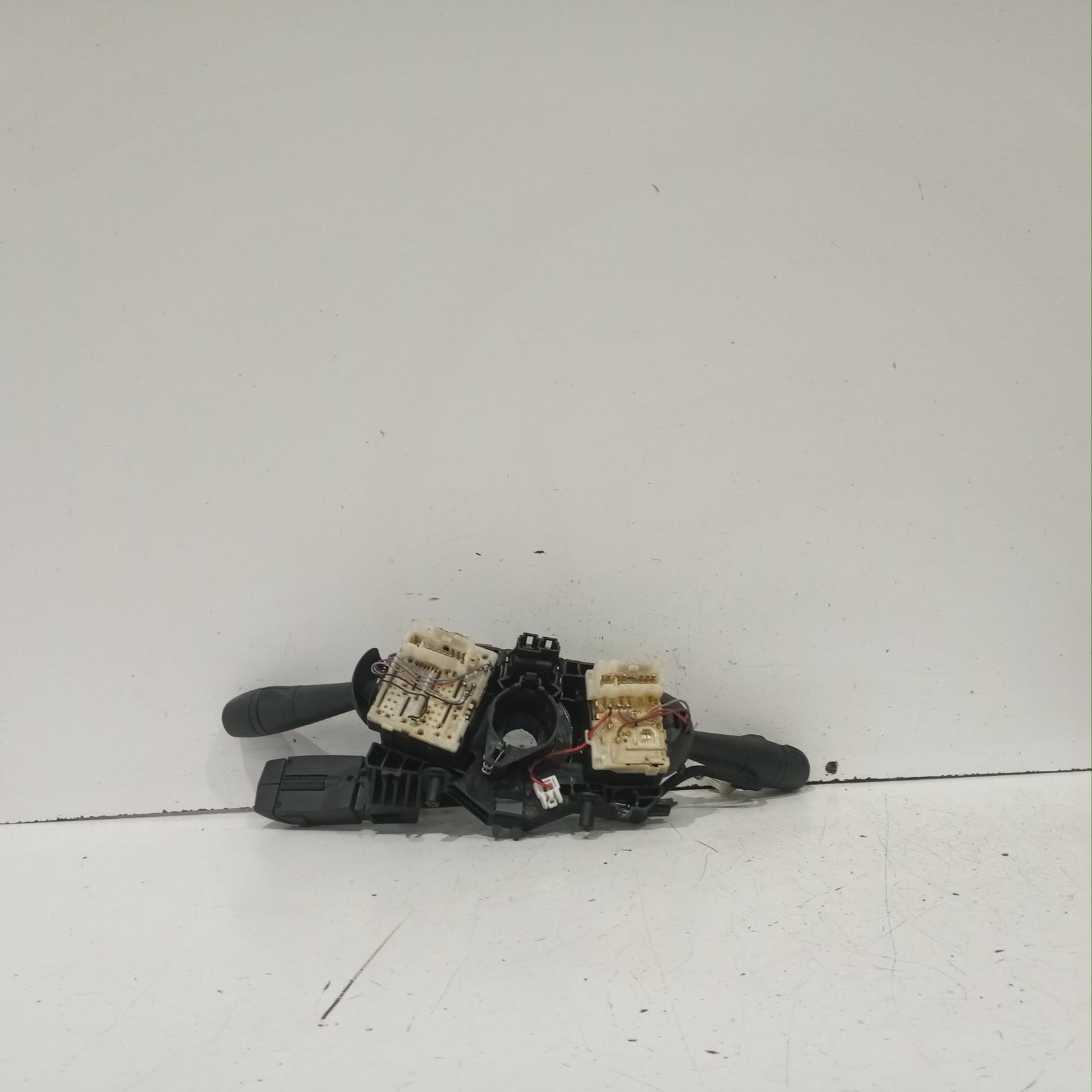 View Auto part Combination Switch Mitsubishi Express 2022
