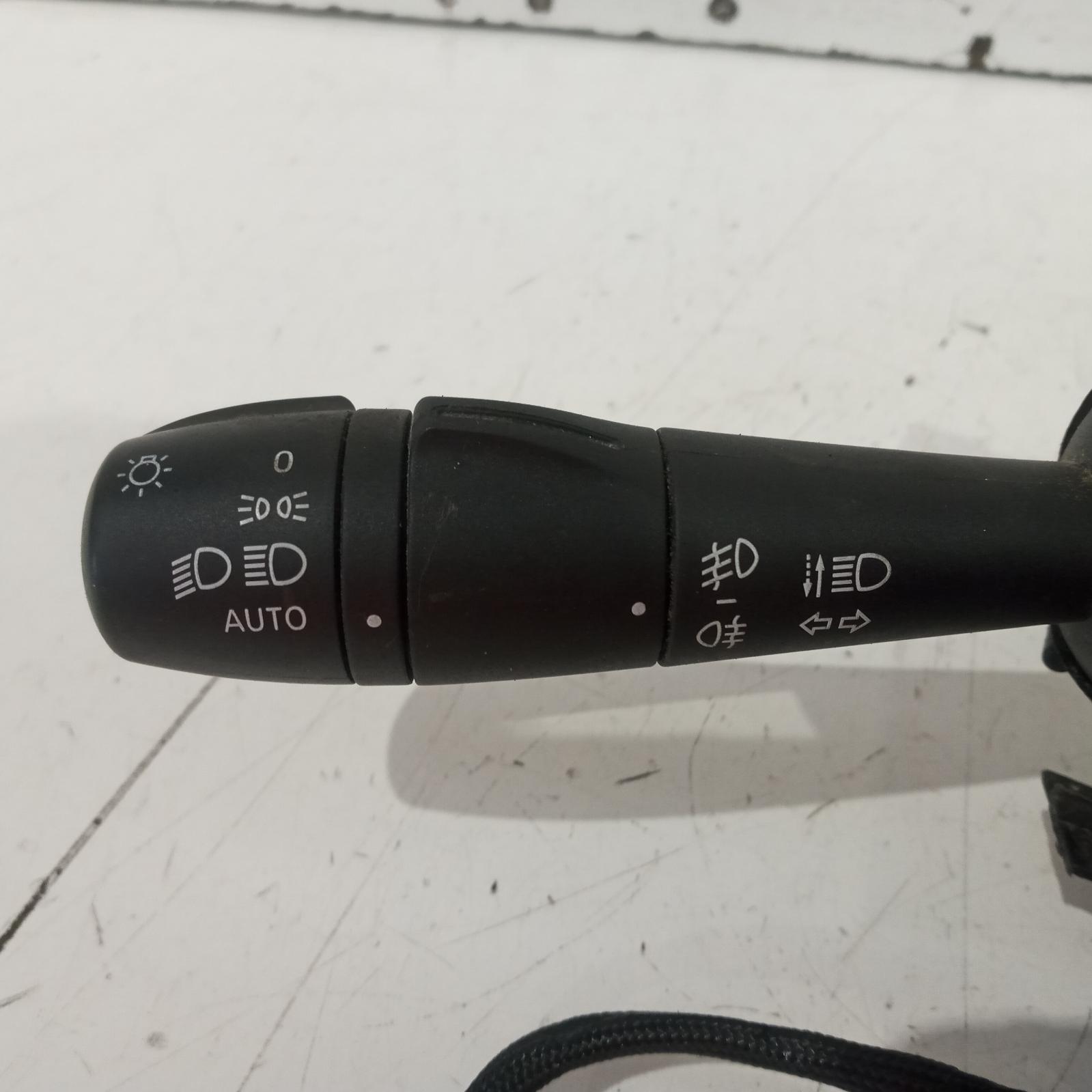View Auto part Combination Switch Mitsubishi Express 2022