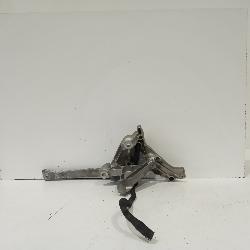 View Auto part Mount Mitsubishi Express 2022