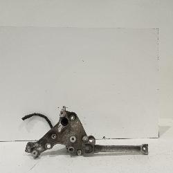 View Auto part Mount Mitsubishi Express 2022