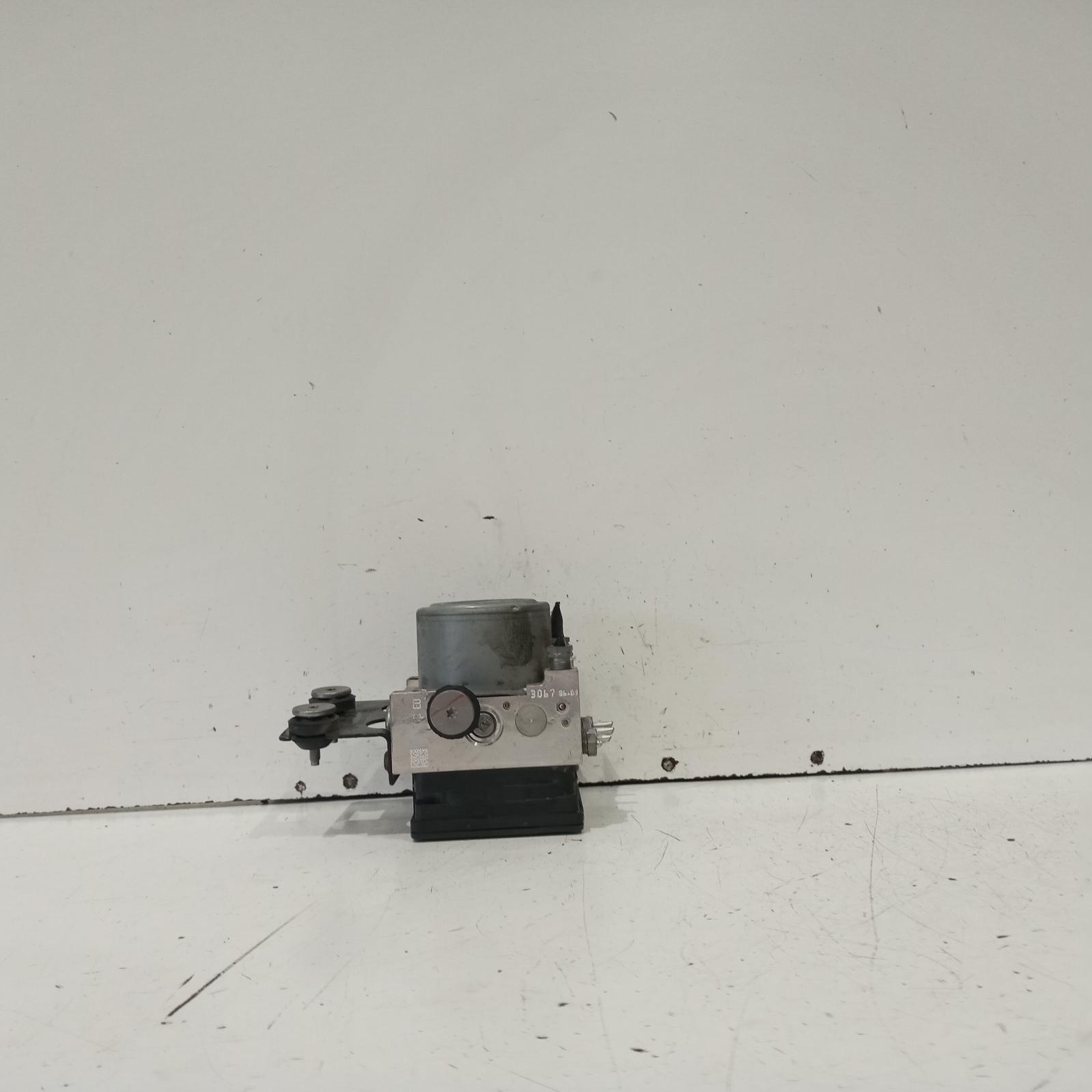 View Auto part Abs Pump/Modulator Mitsubishi Express 2022