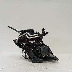 View Auto part Heater Core/Box Mitsubishi Express 2022
