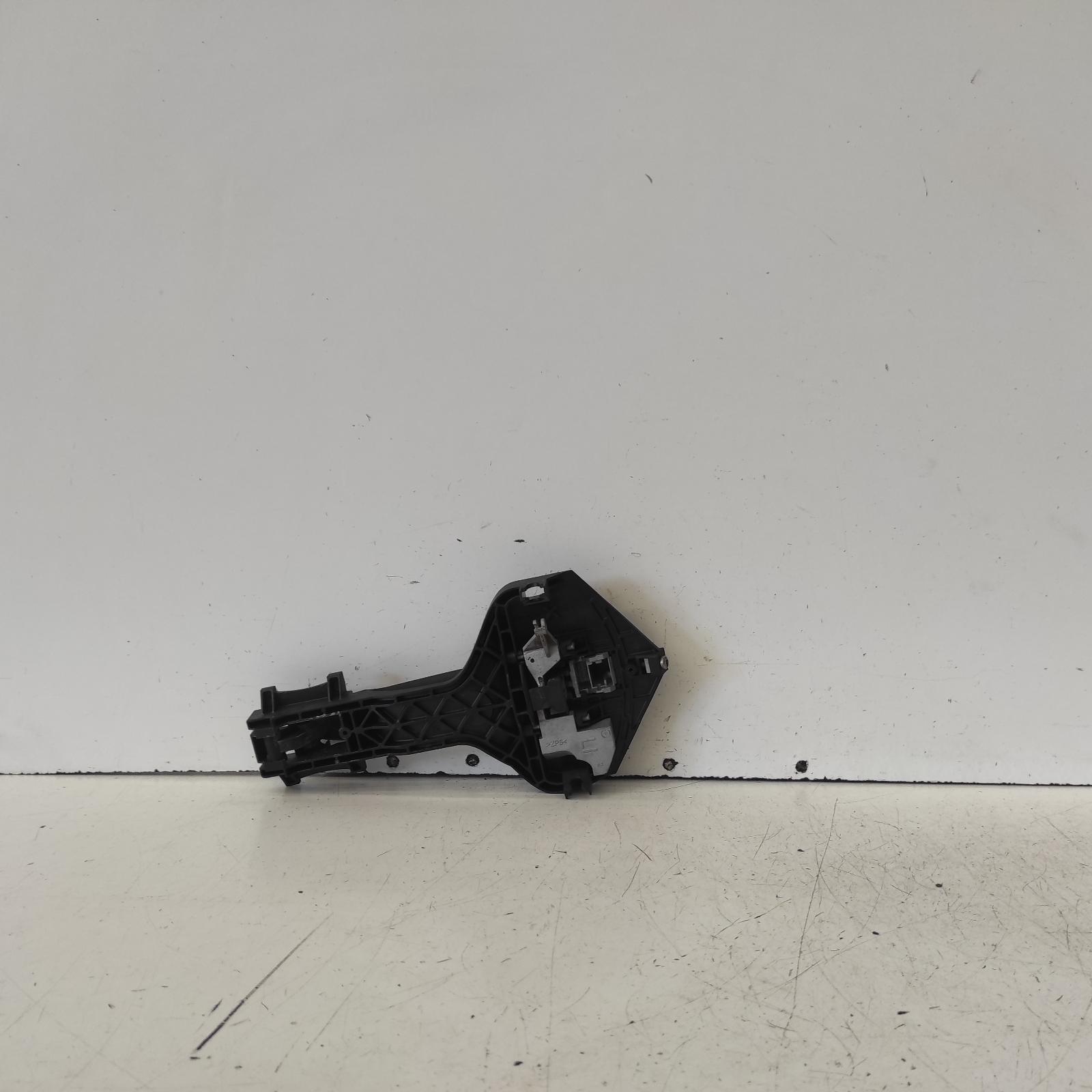 View Auto part Door Handle Mercedes Sprinter 2015