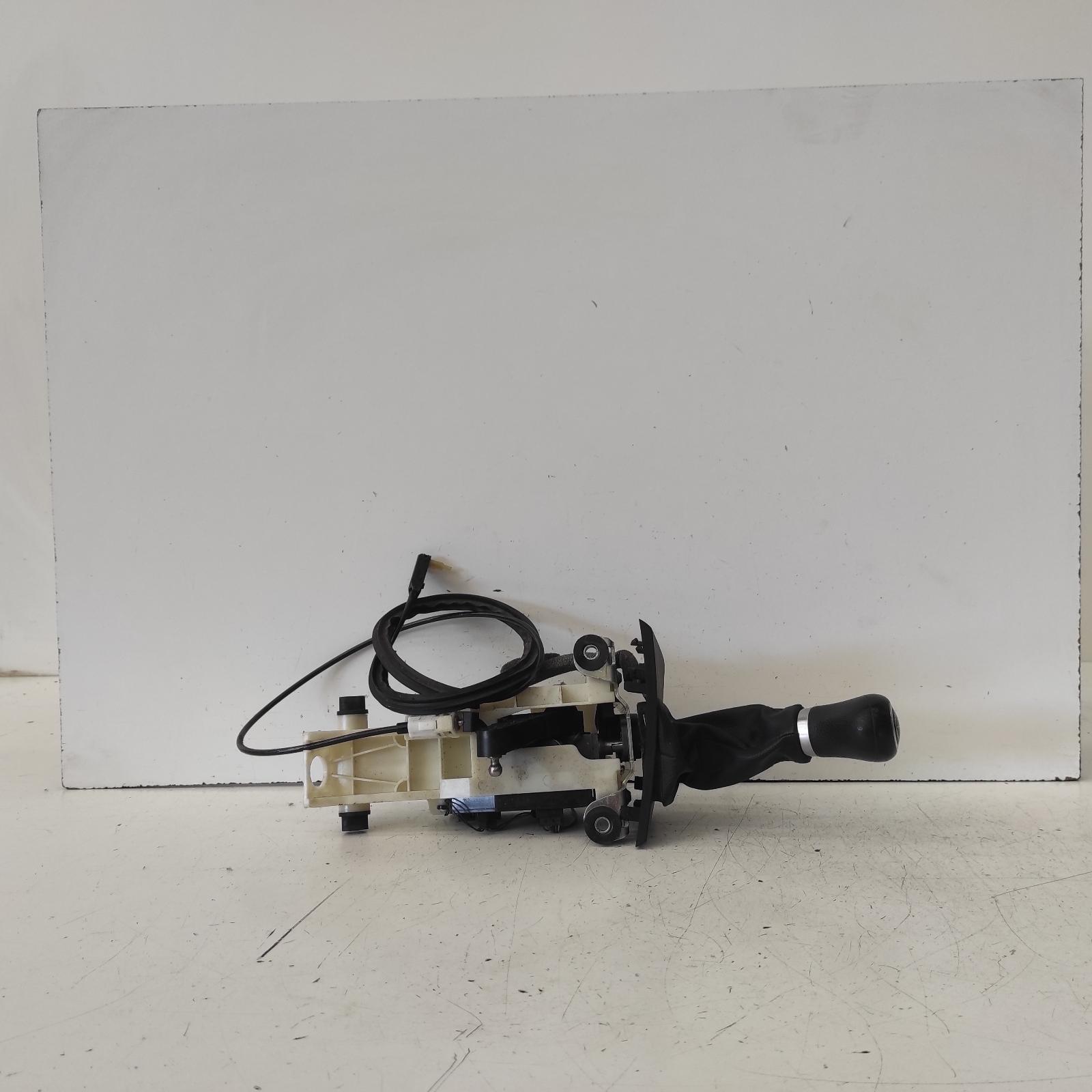 View Auto part Gear Stick/Shifter Mercedes Sprinter 2015