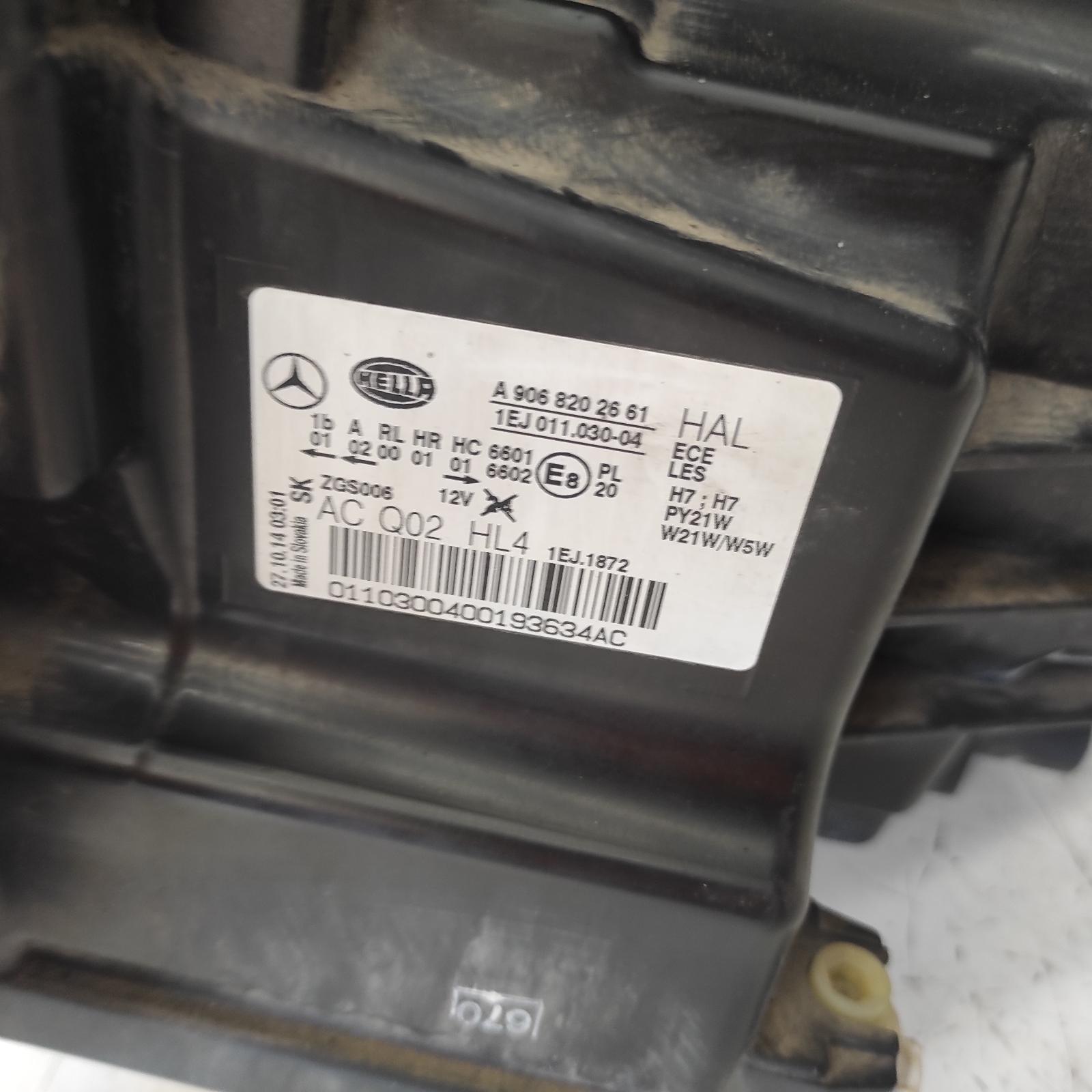 View Auto part Right Headlamp Mercedes Sprinter 2015