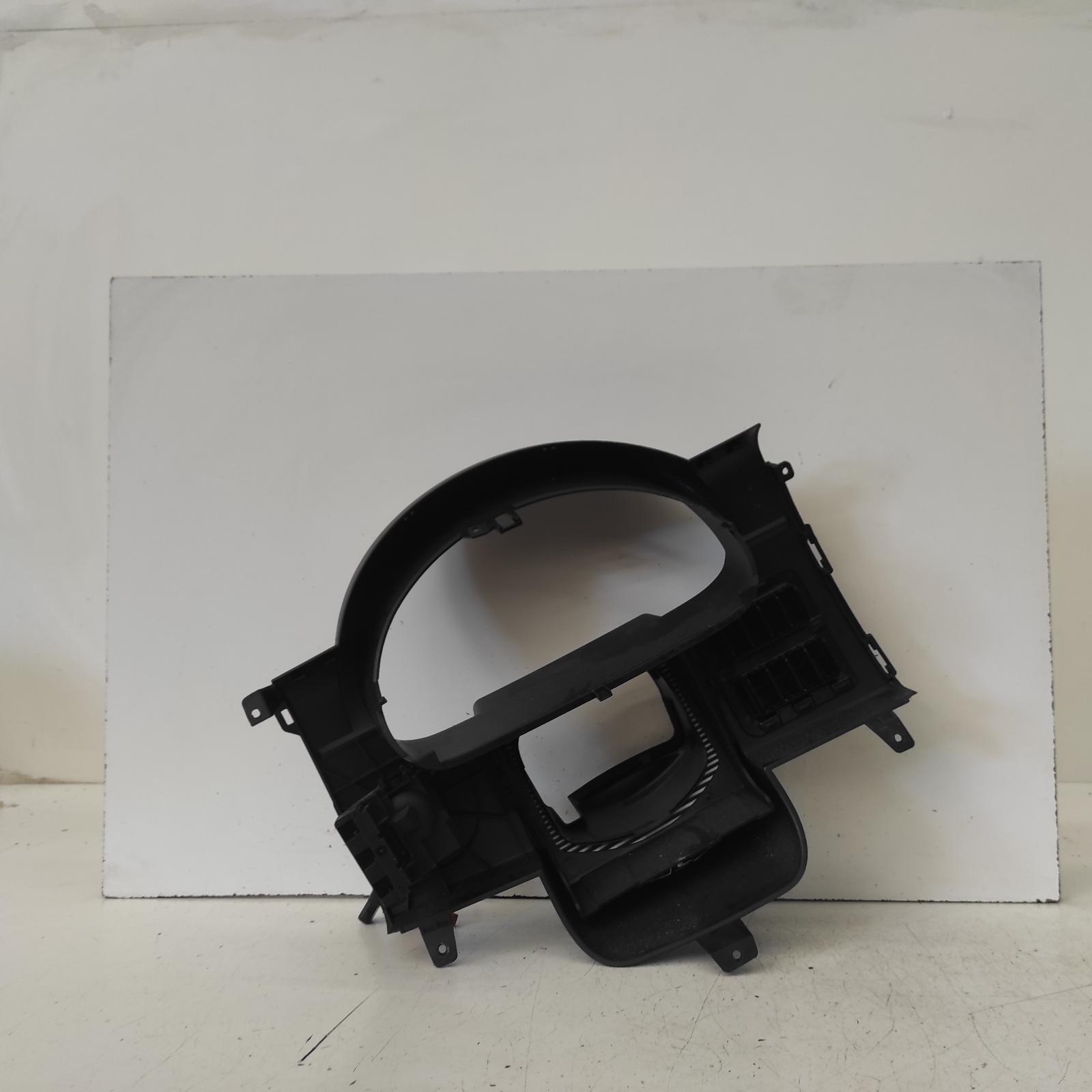 View Auto part Ignition W/ Key Mercedes Sprinter 2015