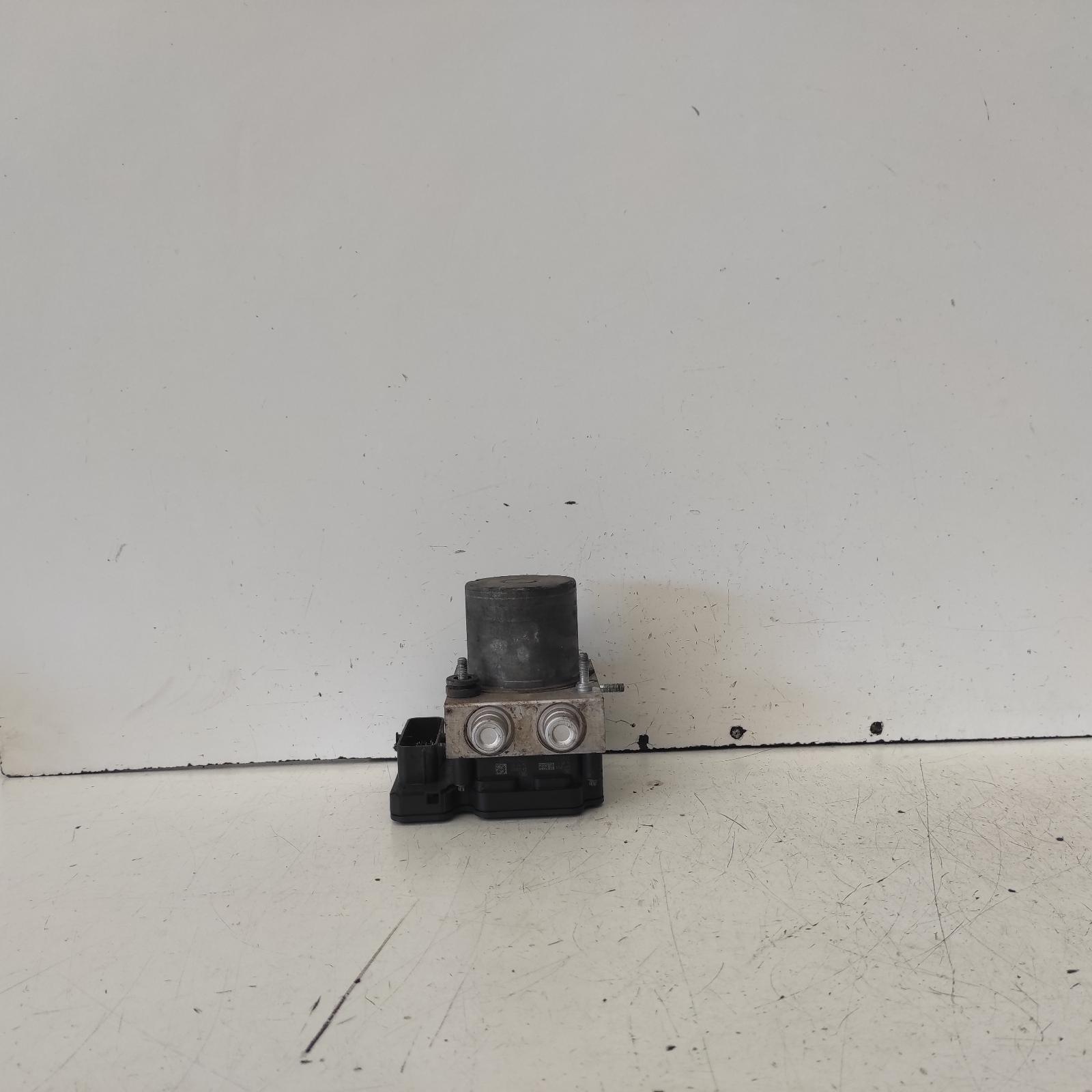 View Auto part Abs Pump/Modulator Mercedes Sprinter 2015