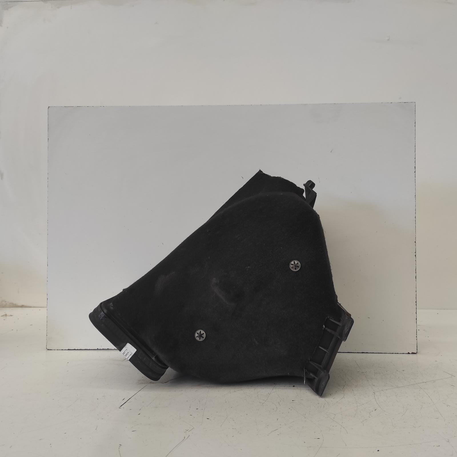 View Auto part Air Cleaner Duct/Hos Mercedes Sprinter 2015