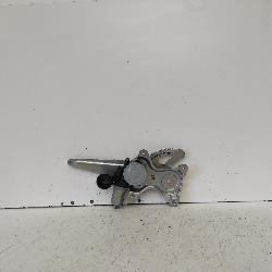 View Auto part Right Rear Wnd Reg/Motor Toyota Yaris 2014