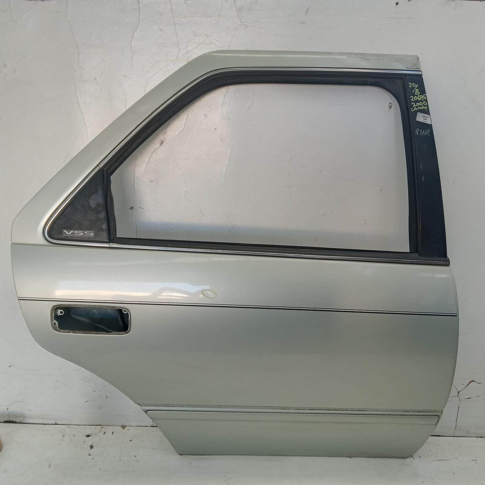 View Auto part Right Rear Door Sliding Toyota Camry 2000