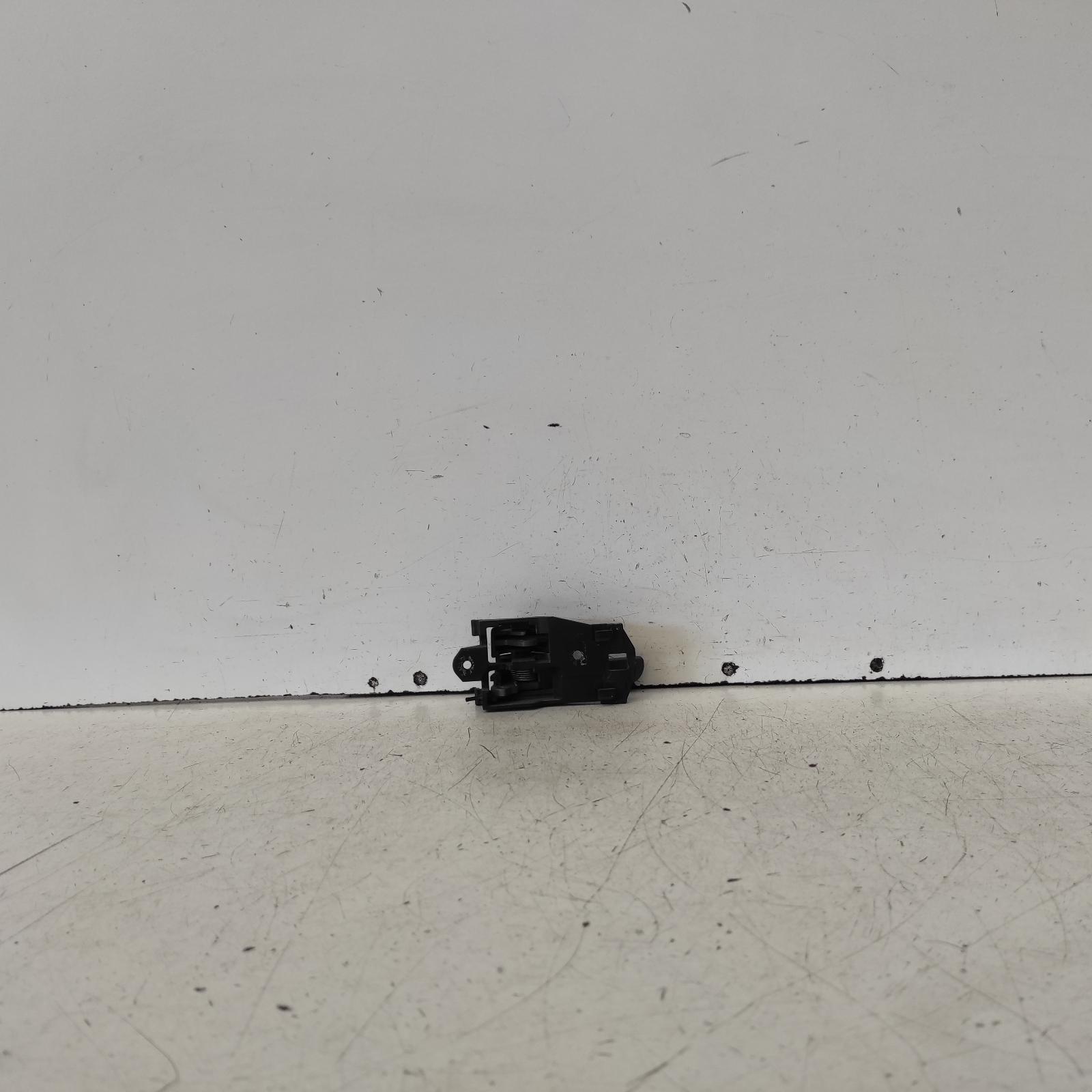 View Auto part Door Handle Toyota Camry 2000