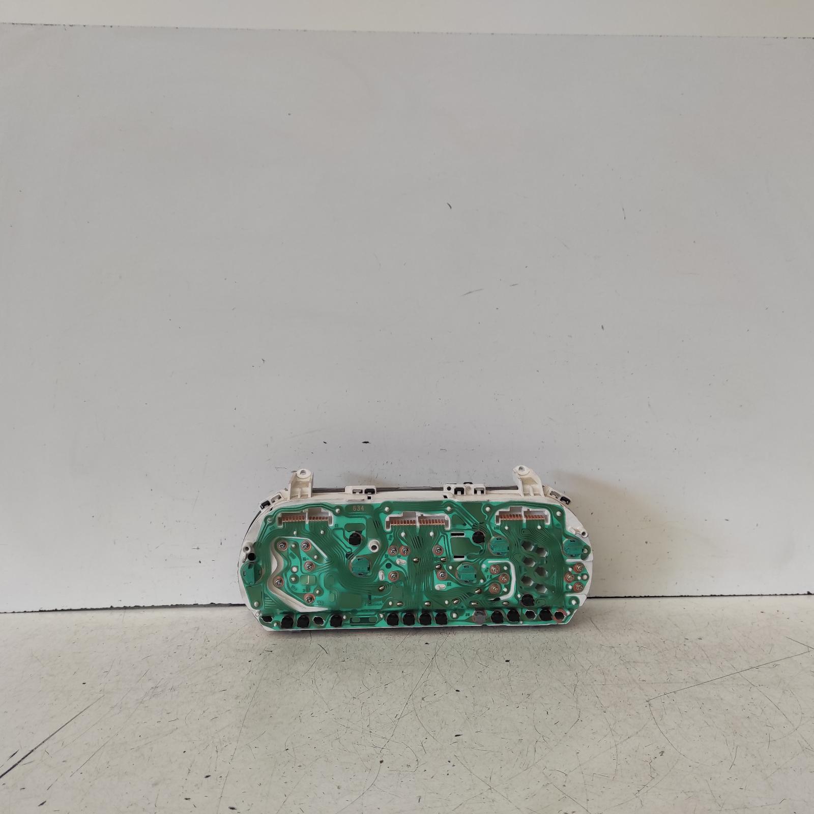 View Auto part Instrument Cluster Toyota Camry 2000