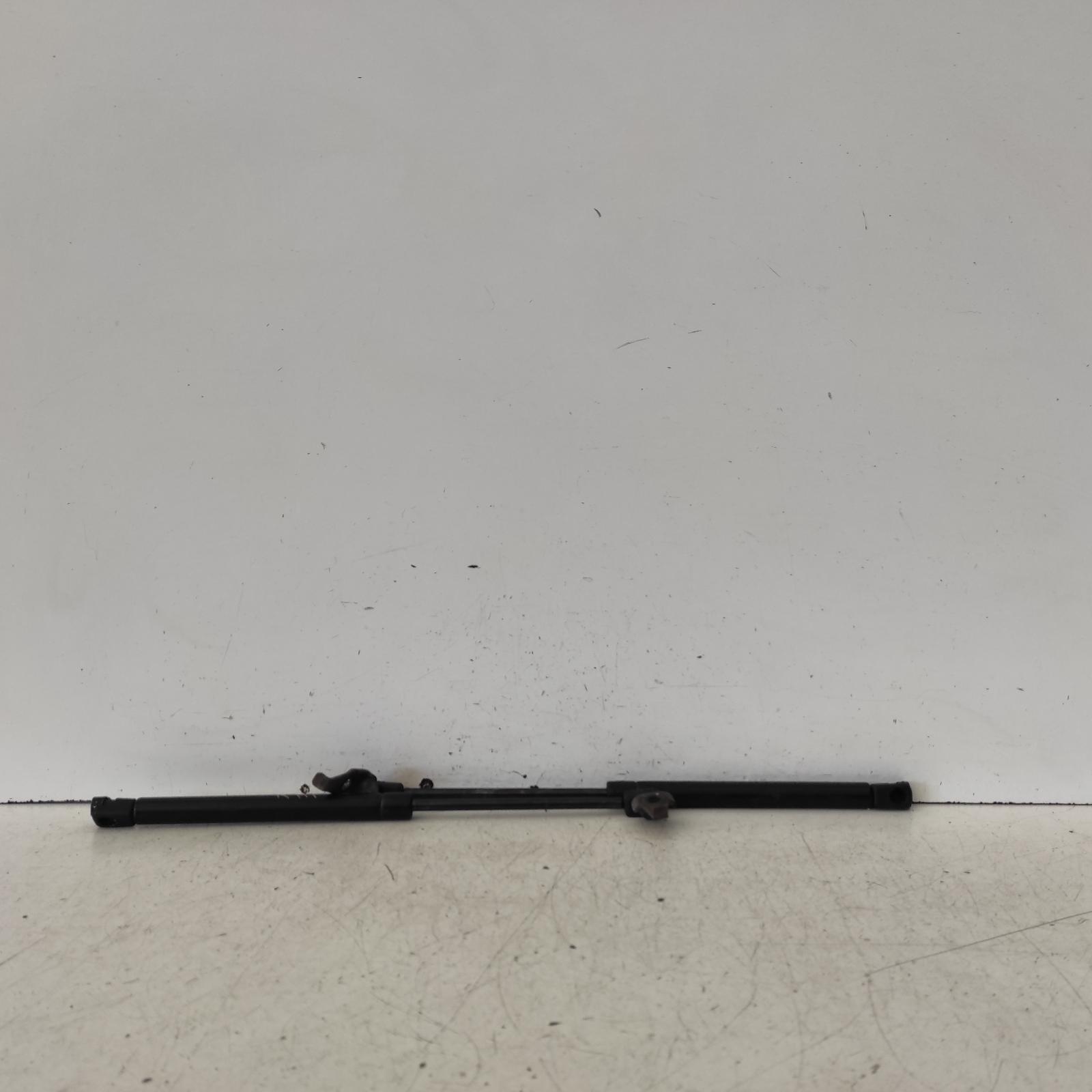 View Auto part Bonnet Hinge/Strut Toyota Camry 2000