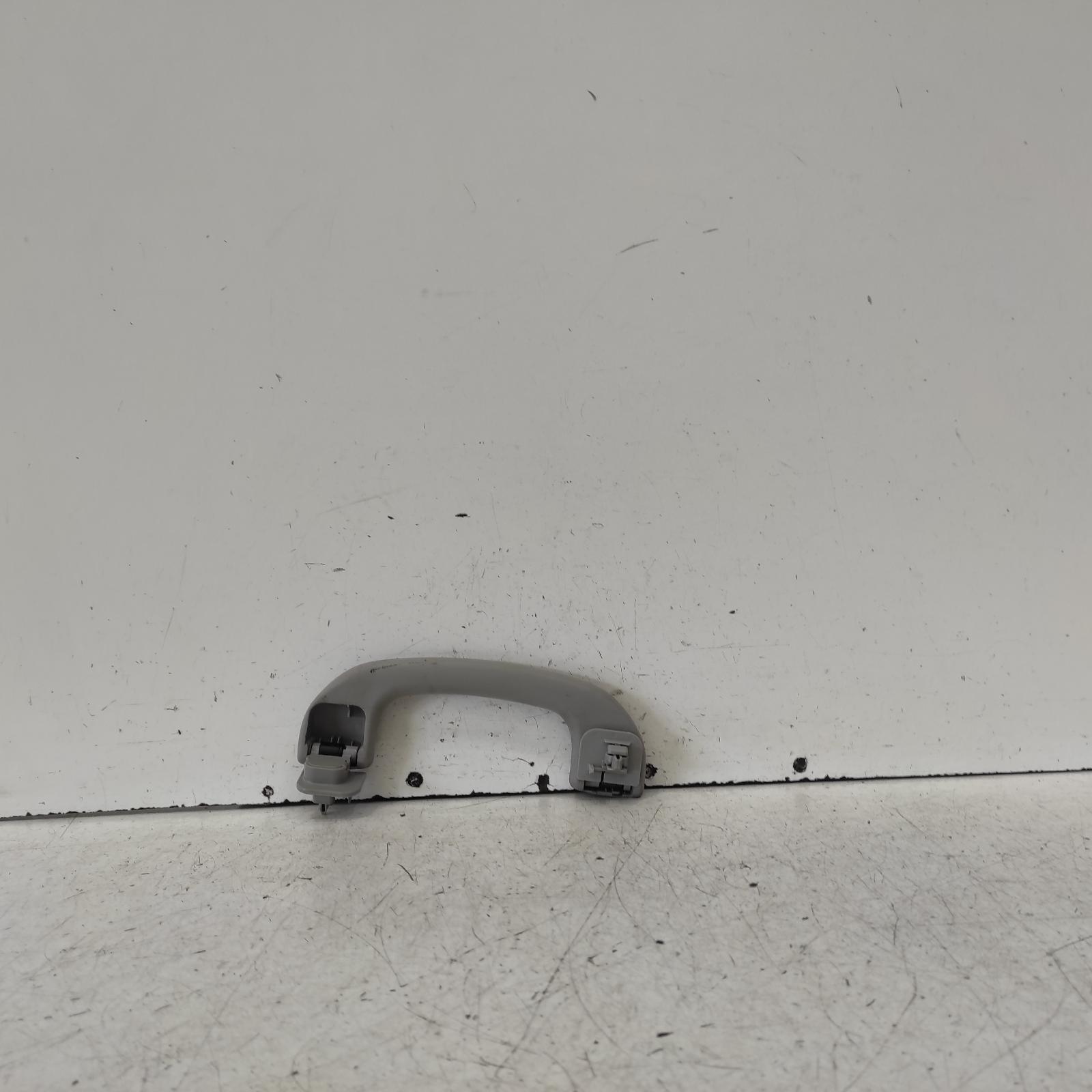 View Auto part Grab Handle Suzuki Sx4 2008