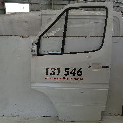 View Auto part Left Front Door Mercedes Sprinter 2005