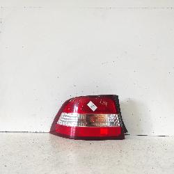View Auto part Left Taillight Lexus Es300 (92-05) 2001