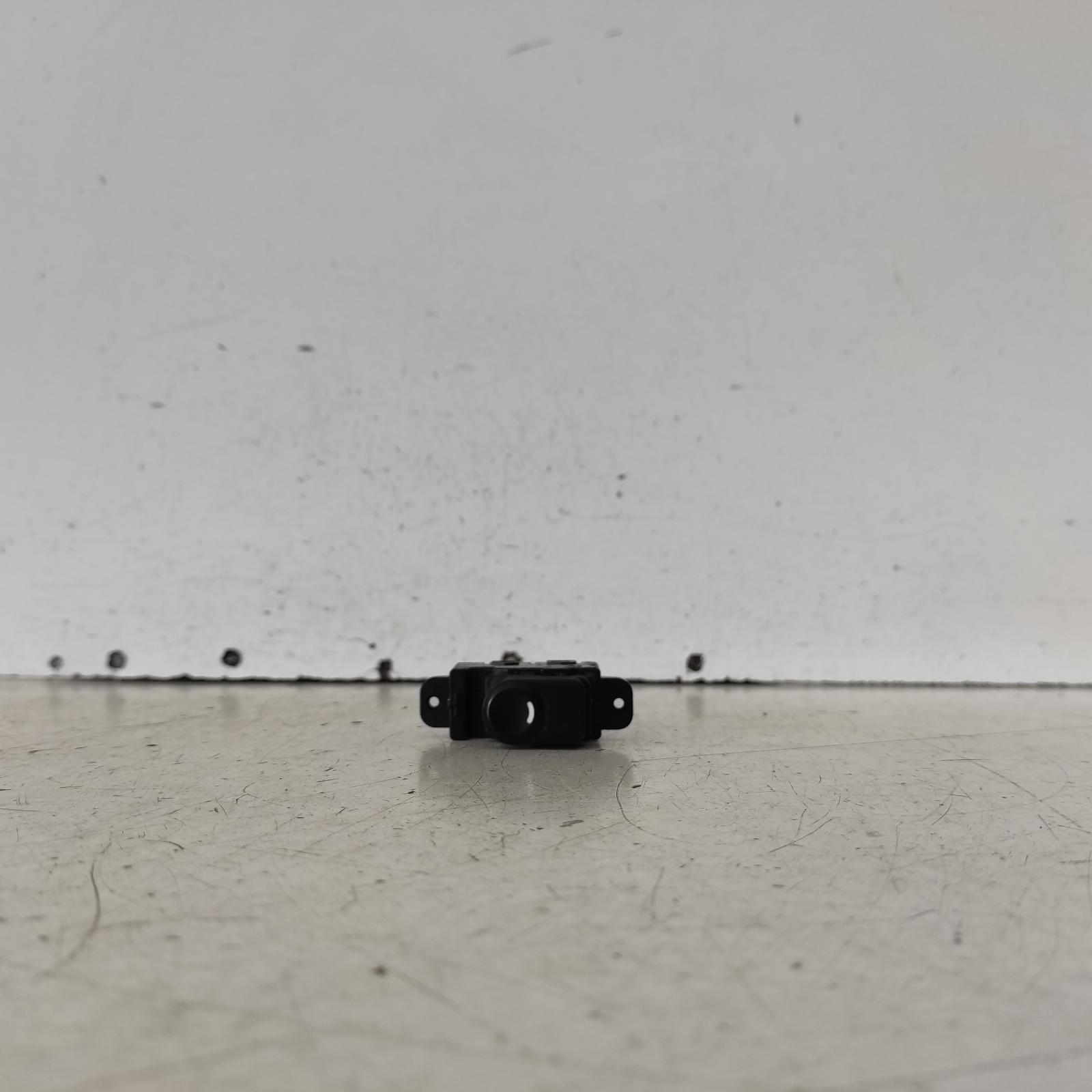 View Auto part Pwr Dr Wind Switch Hyundai Accent 2015
