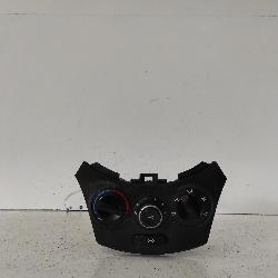 View Auto part Heater/Ac Controls Hyundai Accent 2015