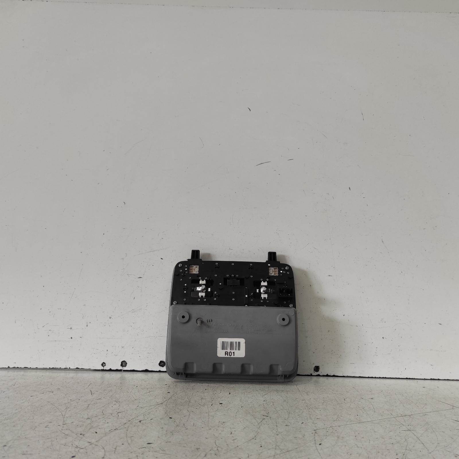 View Auto part Courtesy Light Hyundai Accent 2015