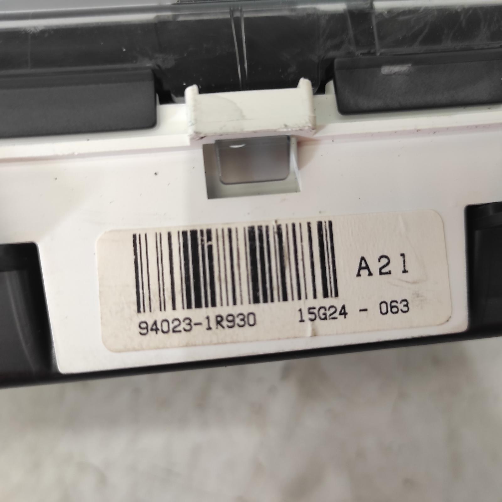 View Auto part Instrument Cluster Hyundai Accent 2015