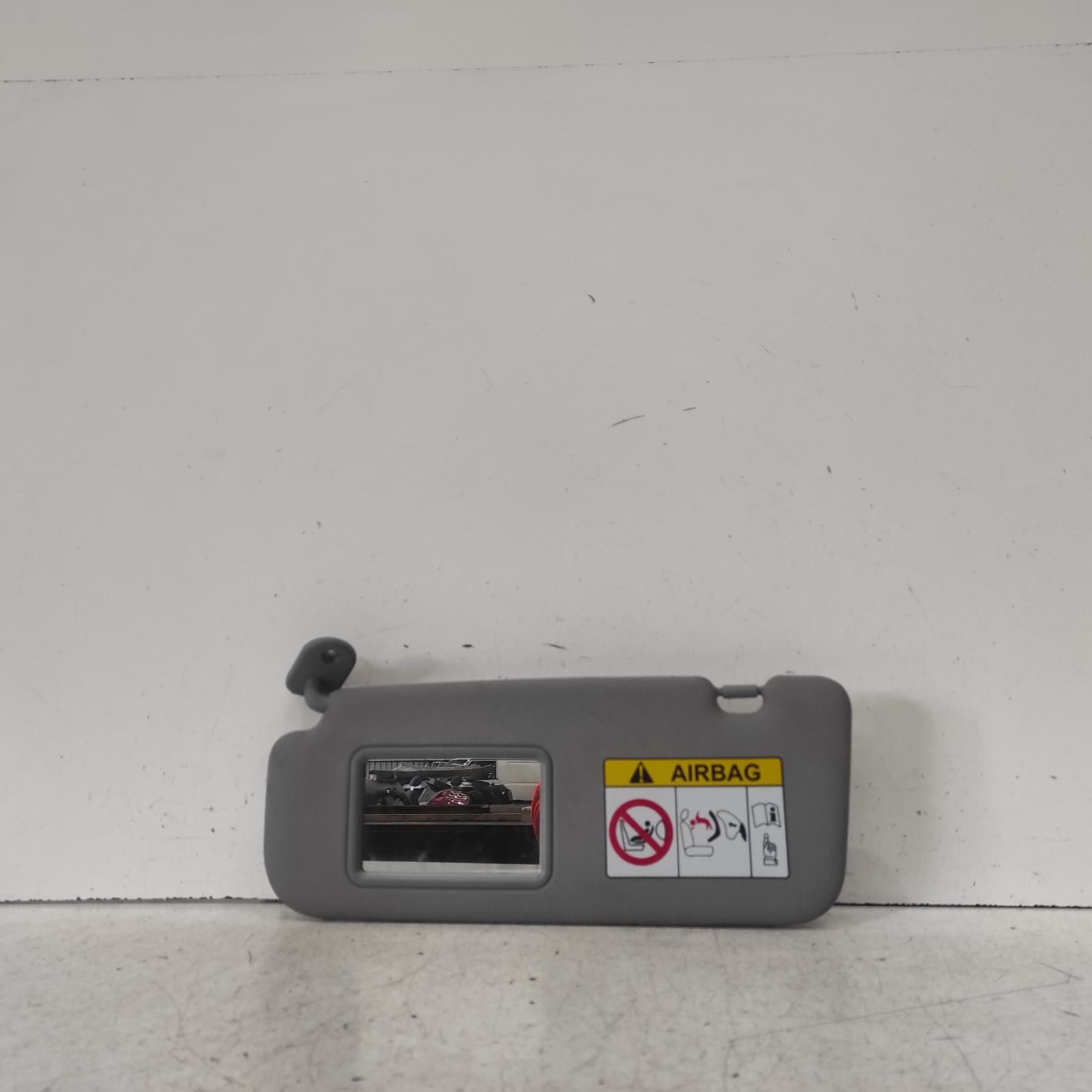 View Auto part Sunvisor Hyundai Accent 2015