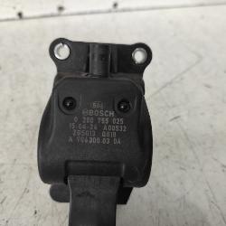 View Auto part Pedal Assembly Mercedes Sprinter 2014