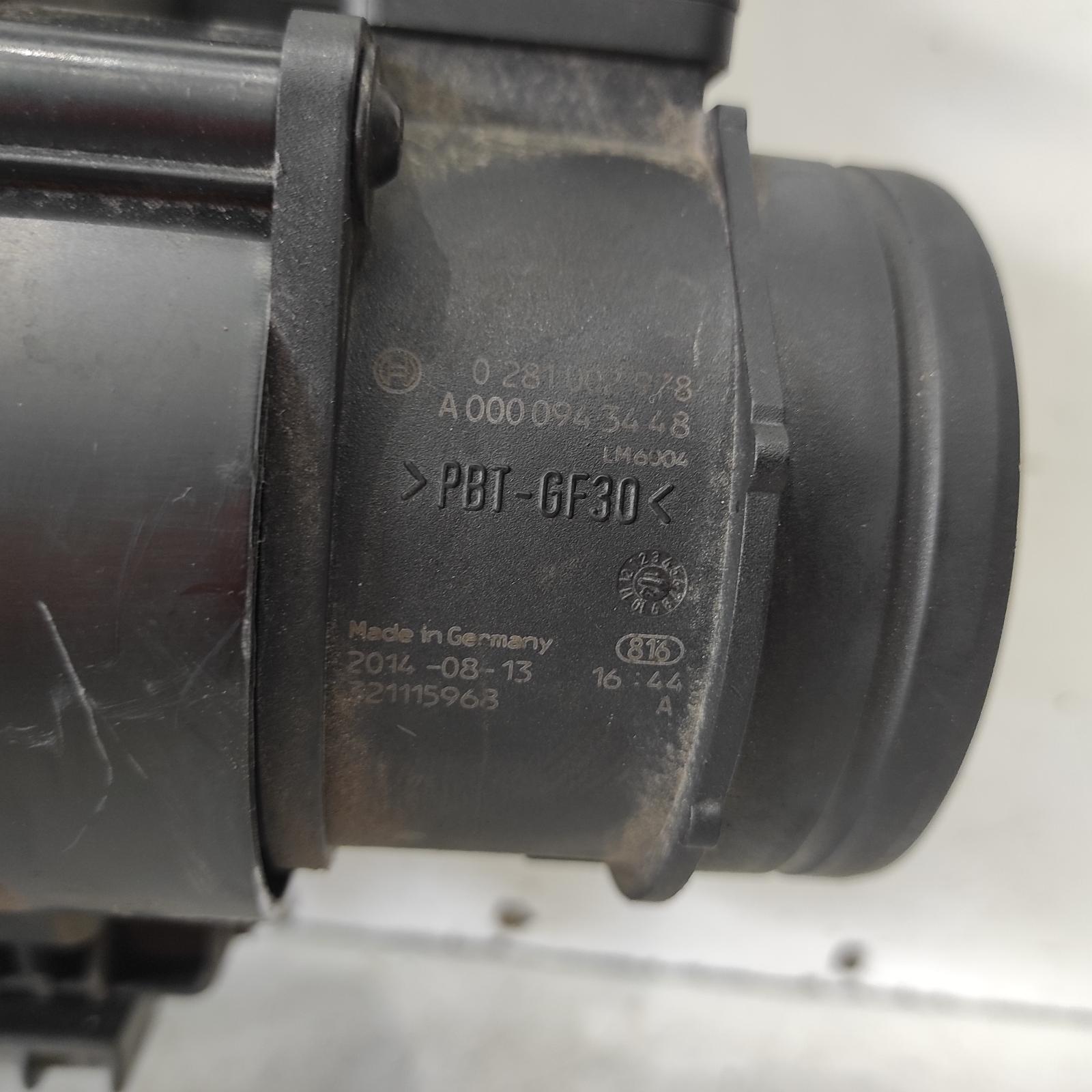 2014 Mercedes Sprinter Air Cleaner/Box View Auto part Air Cleaner/Box Mercedes Sprinter 2014