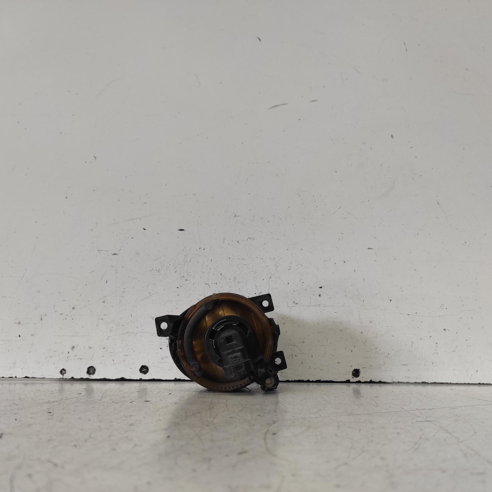 View Auto part Left Indicator/Fog/Side Mercedes Sprinter 2014