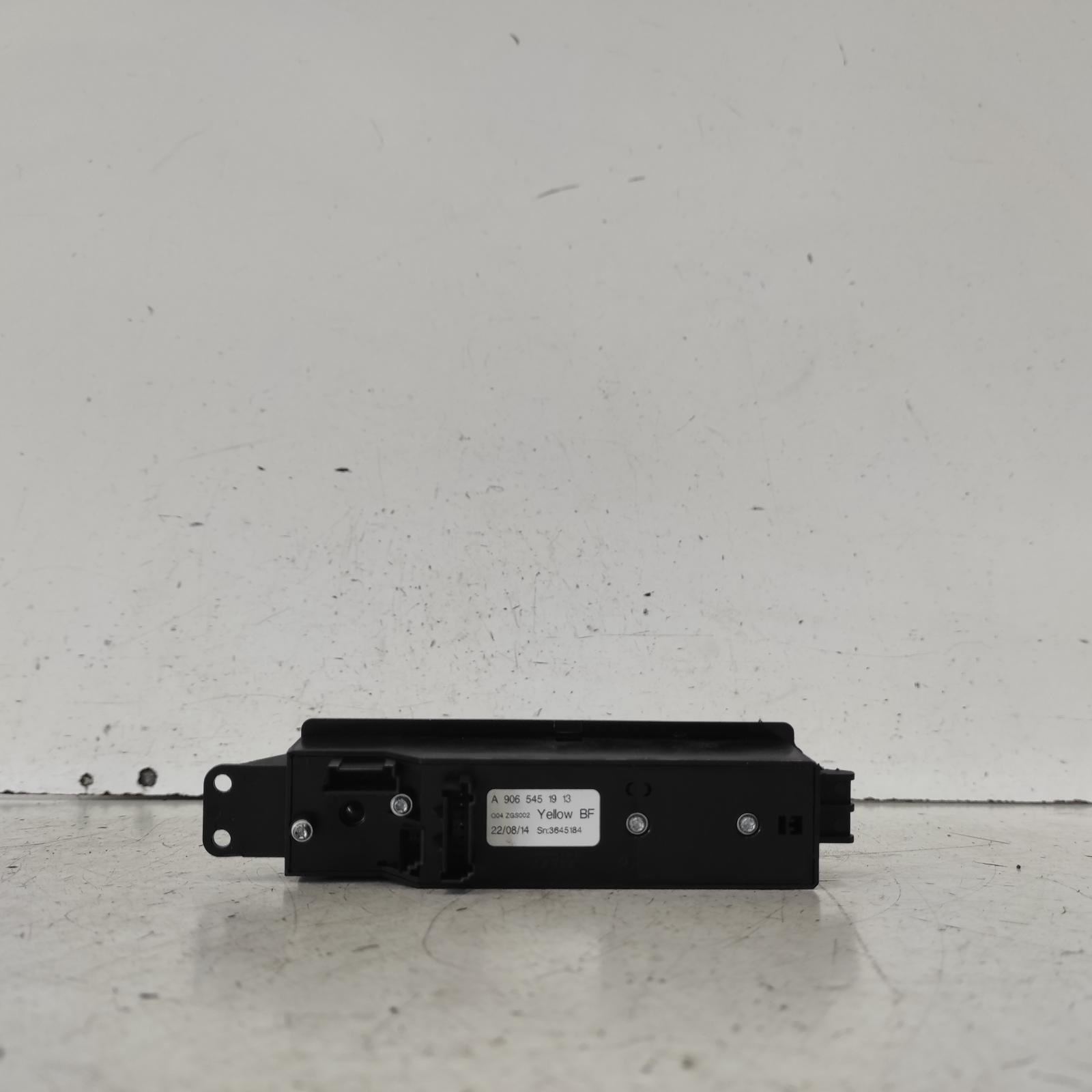 2014 Mercedes Sprinter Pwr Dr Wind Switch View Auto part Pwr Dr Wind Switch Mercedes Sprinter 2014
