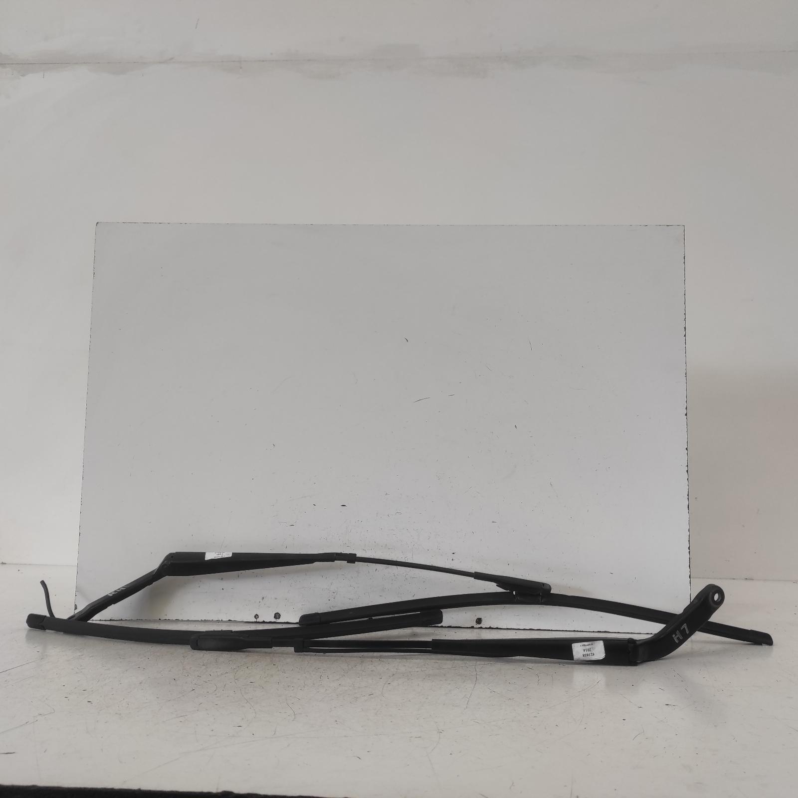 2014 Mercedes Sprinter Wiper Arm View Auto part Wiper Arm Mercedes Sprinter 2014