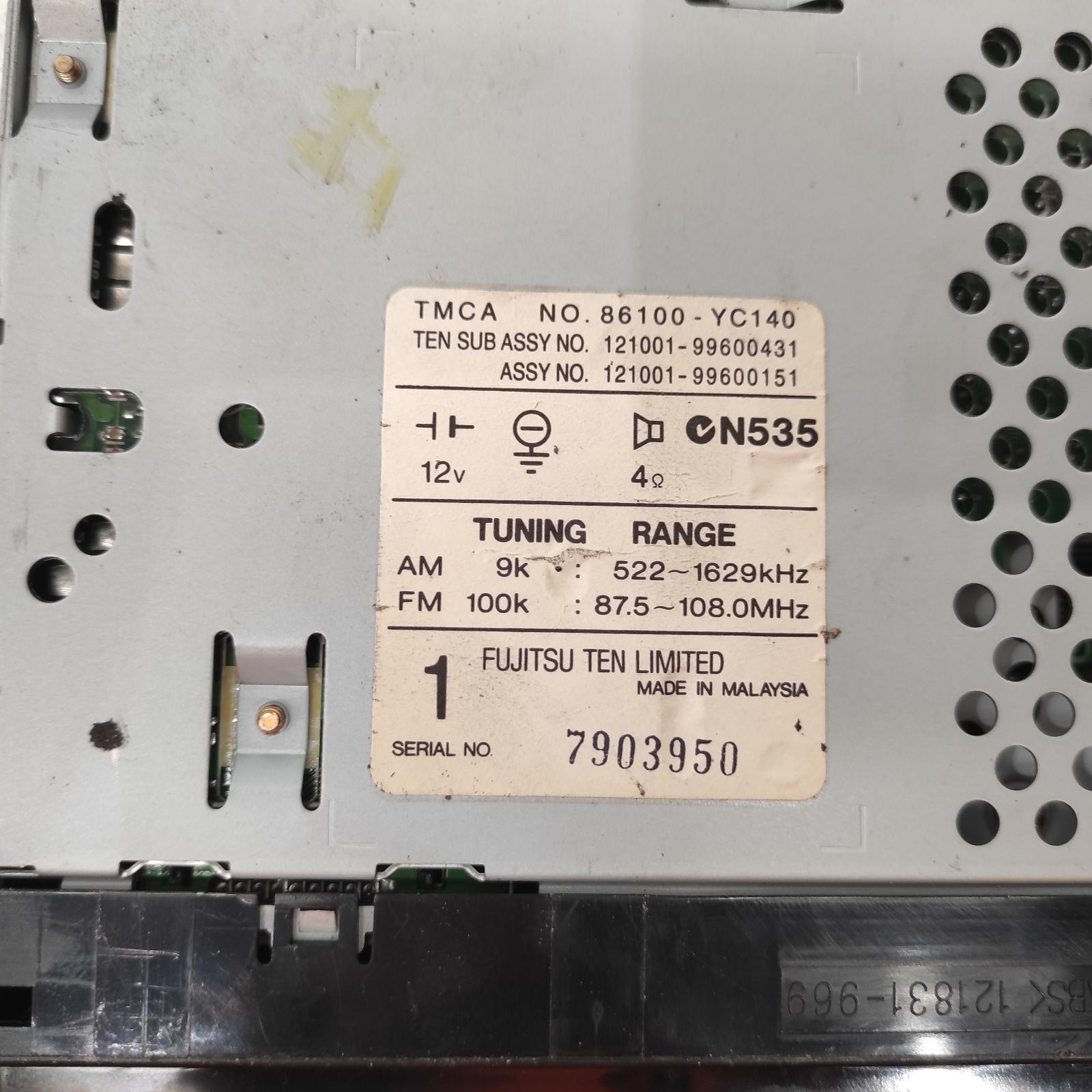 View Auto part Radio/Cd/Dvd/Sat/Tv Toyota Camry 2000