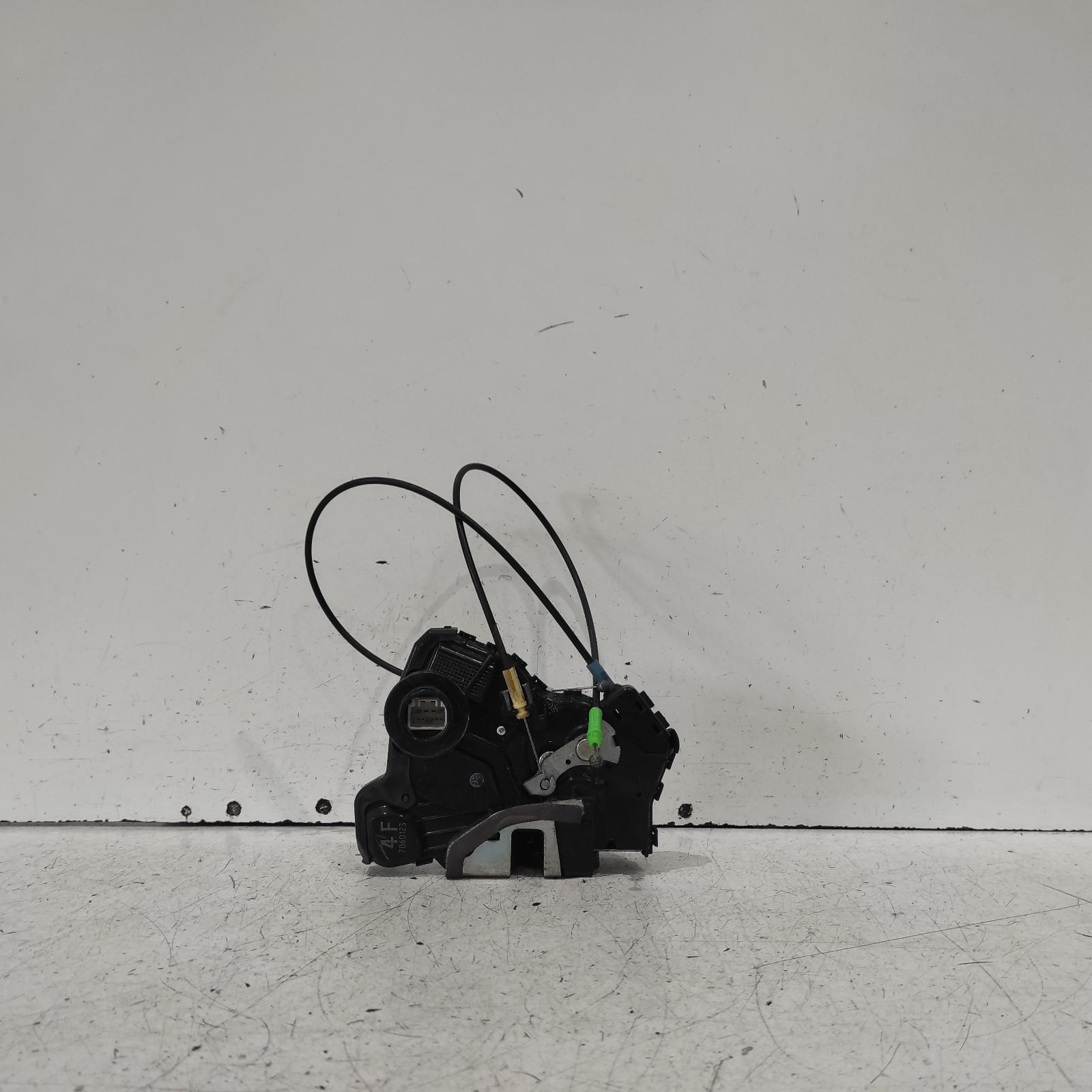 View Auto part Door/Boot/Gate Lock Toyota Rav4 2007