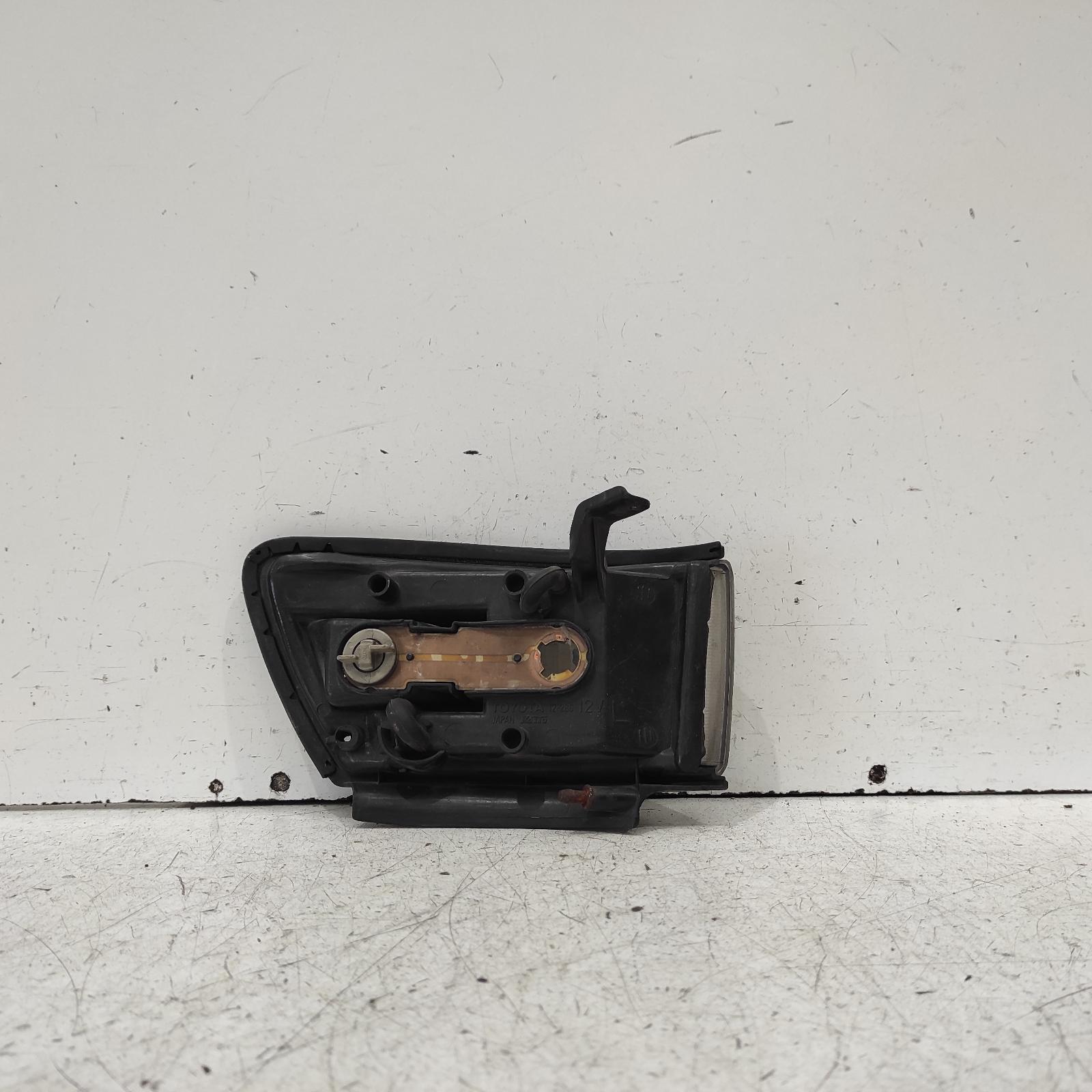 View Auto part Left Indicator/Fog/Side Toyota Corolla 1991