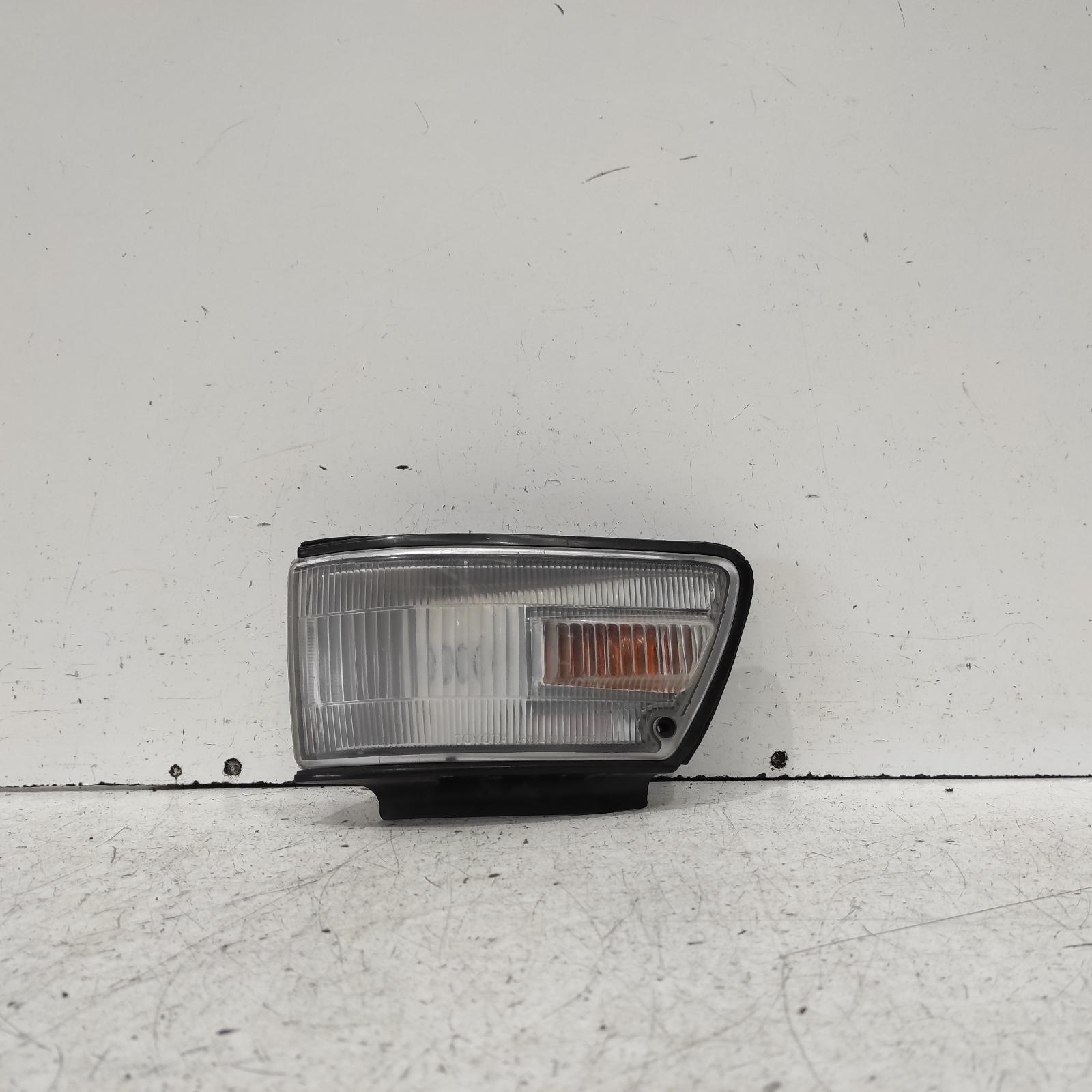 View Auto part Left Indicator/Fog/Side Toyota Corolla 1991
