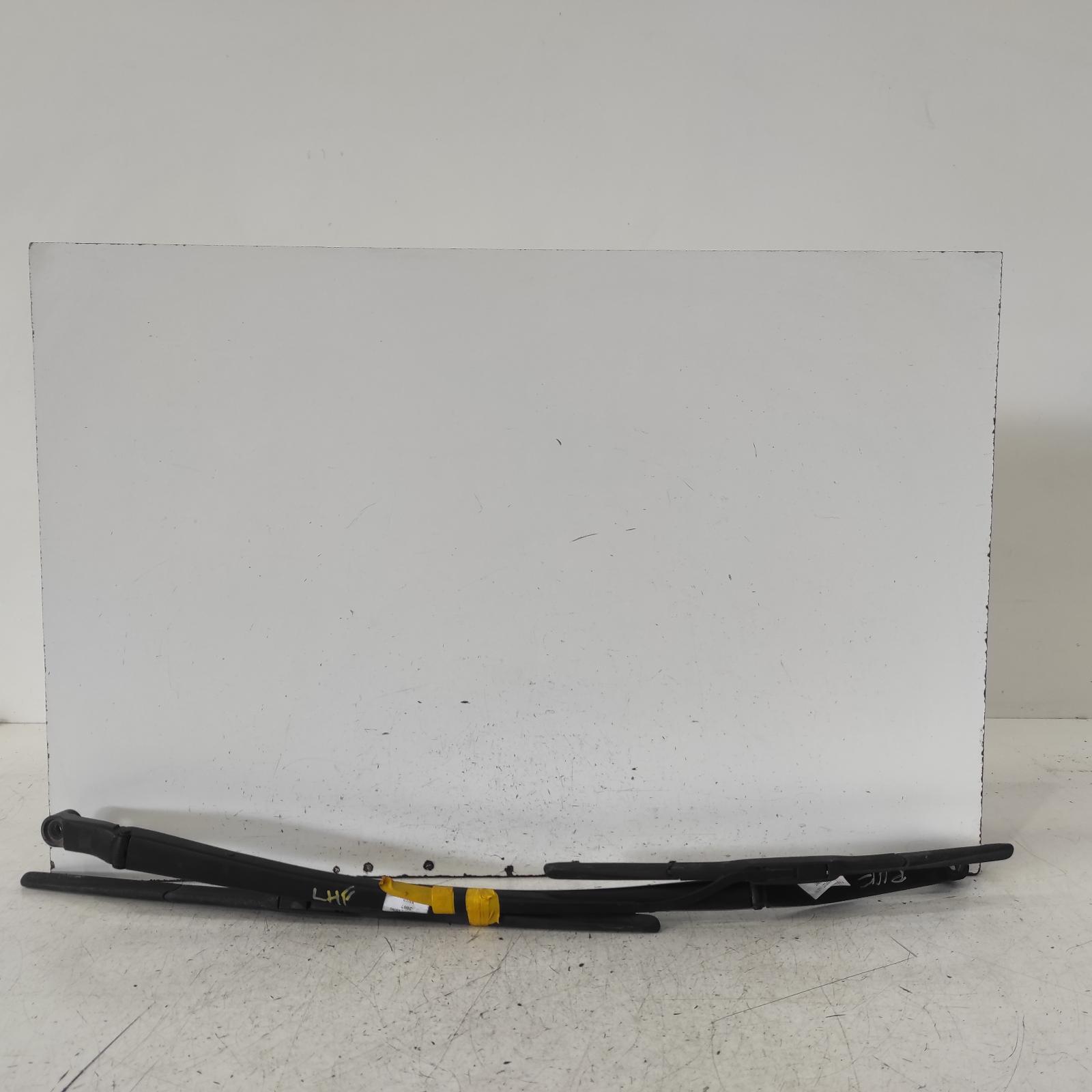 View Auto part Wiper Arm Toyota Rav4 2007