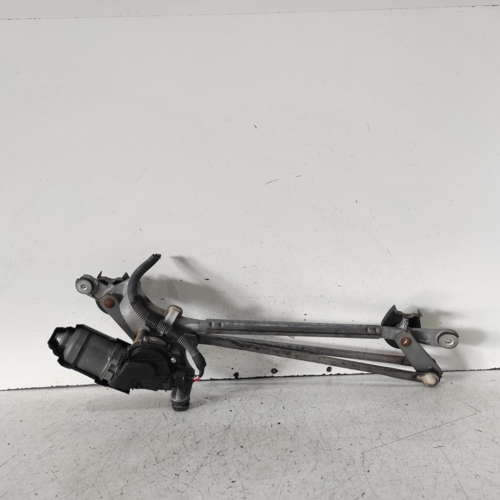 View Auto part Wiper Motor Toyota Rav4 2007