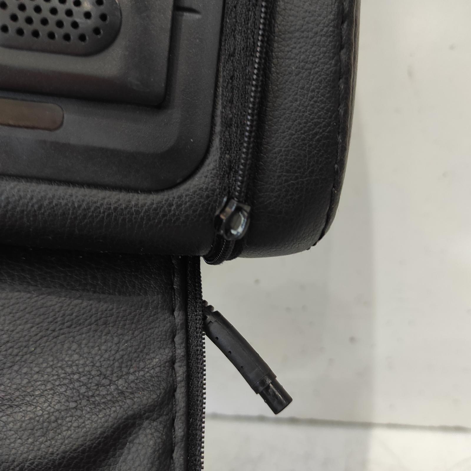 View Auto part Headrest Toyota Rav4 2007